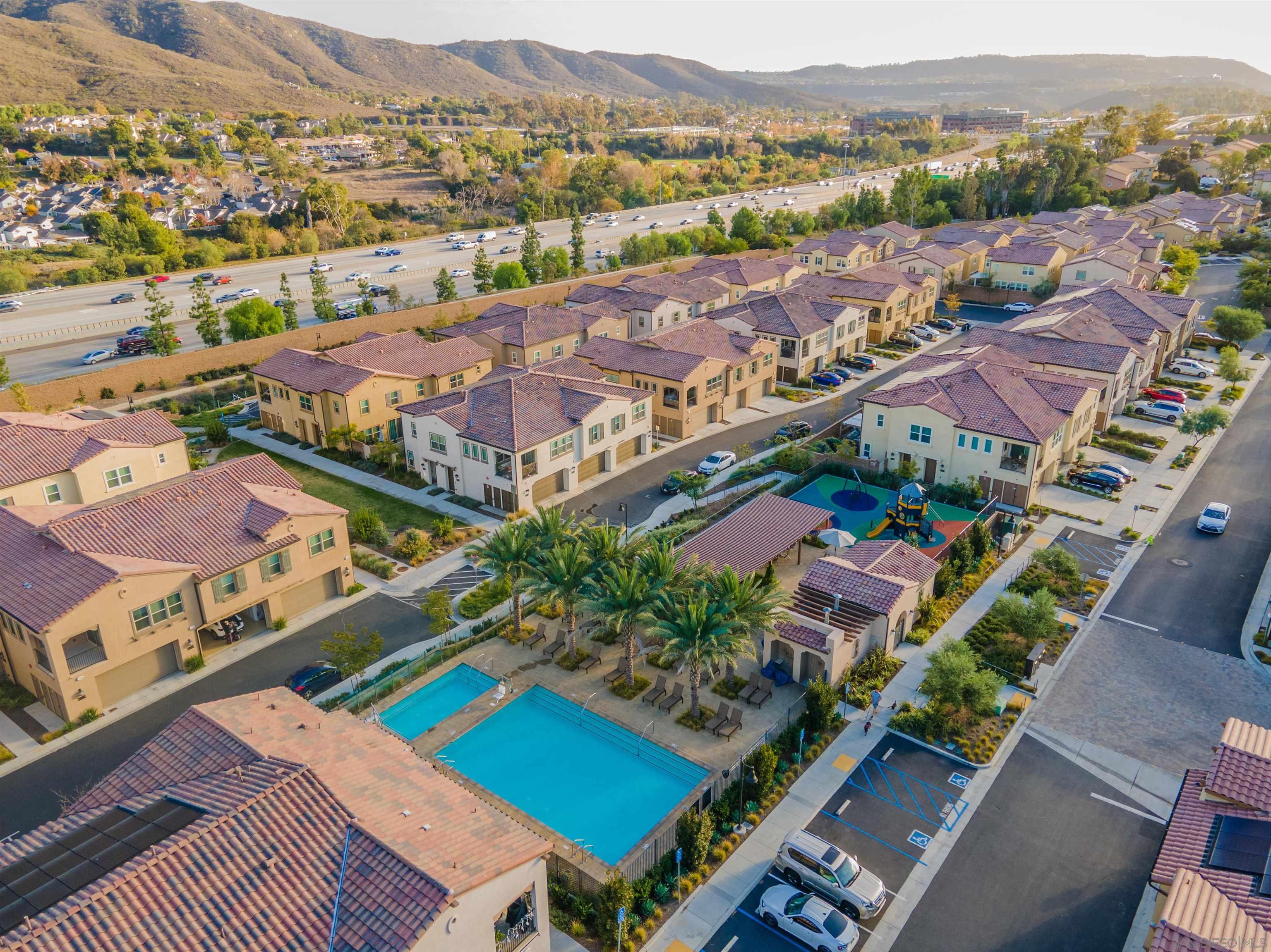 Detail Gallery Image 26 of 35 For 10929  Tyler Way, San Diego,  CA 92129 - 3 Beds | 2/1 Baths