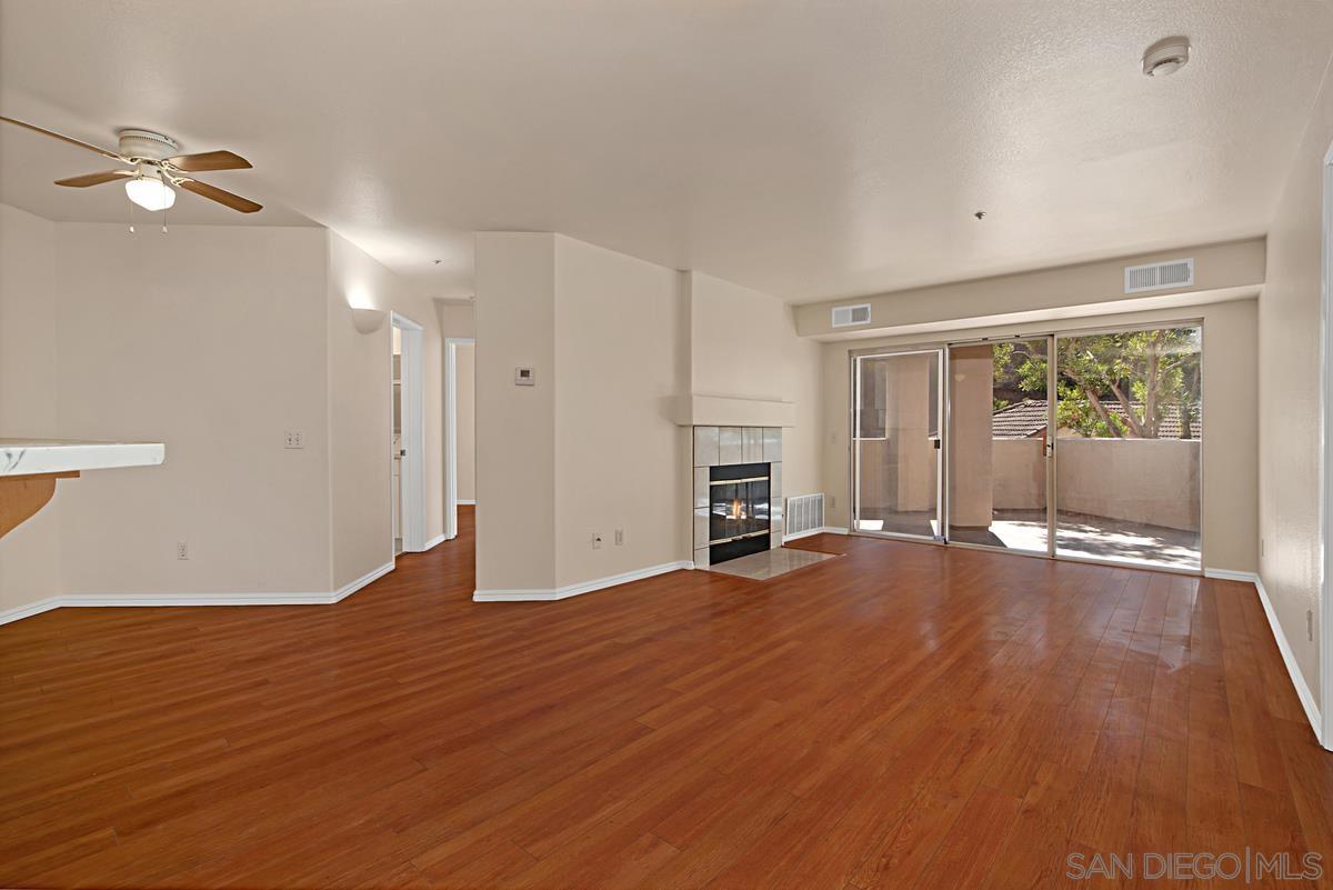 Detail Gallery Image 2 of 29 For 11235  Affinity Ct  #68,  San Diego,  CA 92131 - 2 Beds | 2 Baths
