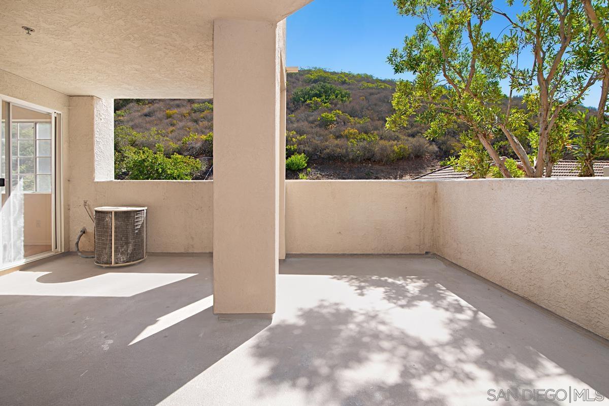 Detail Gallery Image 23 of 29 For 11235  Affinity Ct  #68,  San Diego,  CA 92131 - 2 Beds | 2 Baths