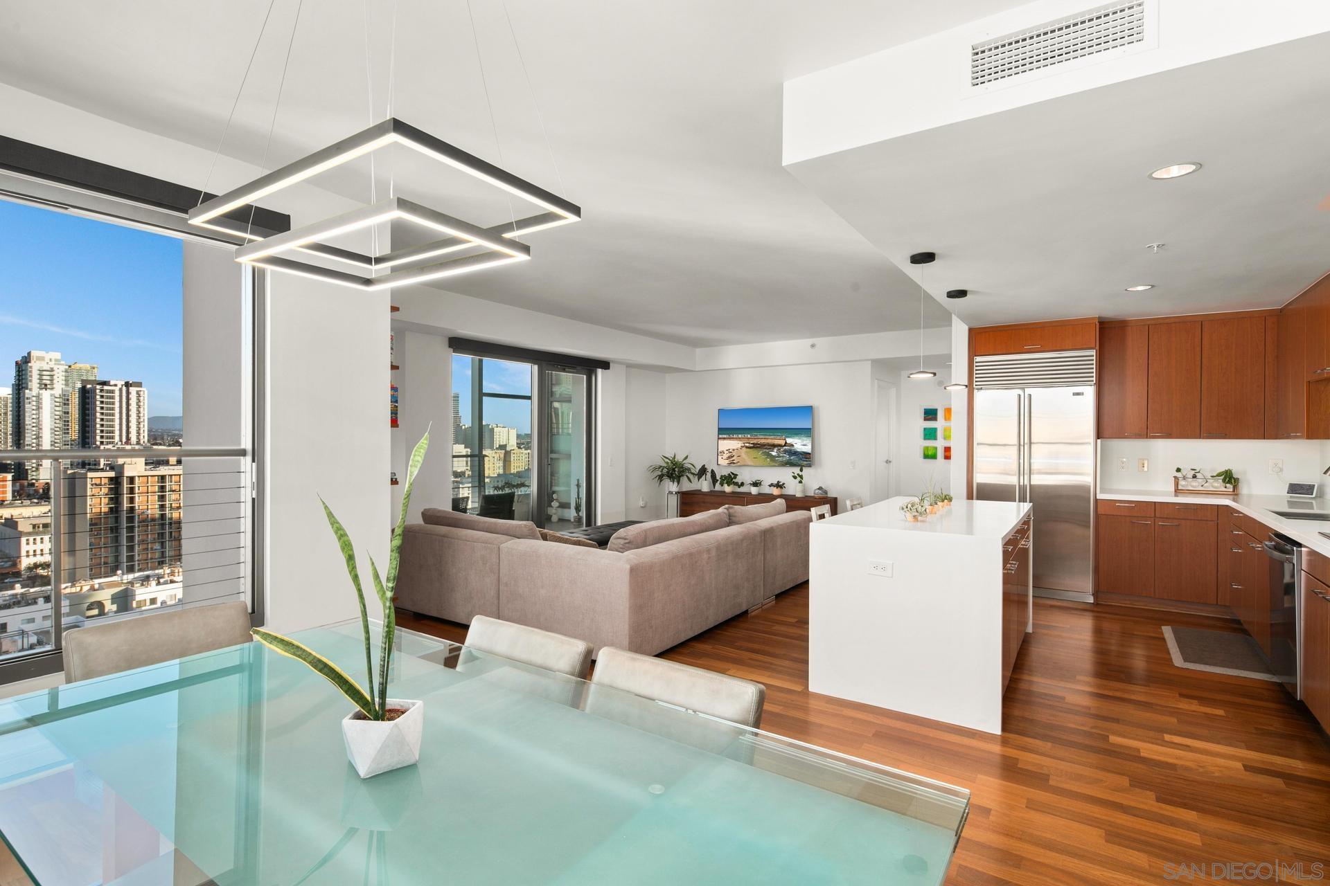 Front Image Thumbnail for SD2601156