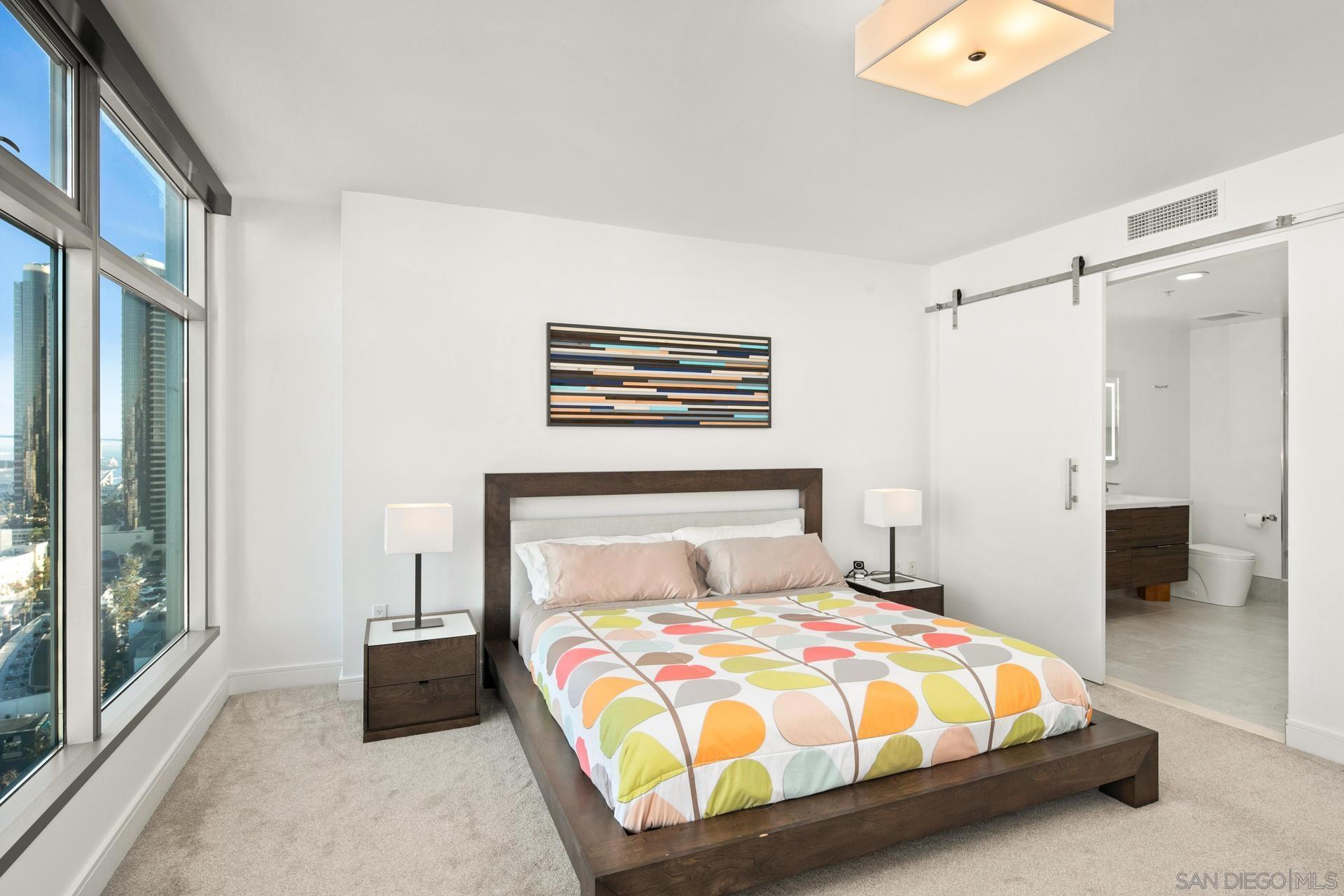 Detail Gallery Image 21 of 47 For 645  Front St  1703, San Diego,  CA 92101 - 2 Beds | 2/1 Baths
