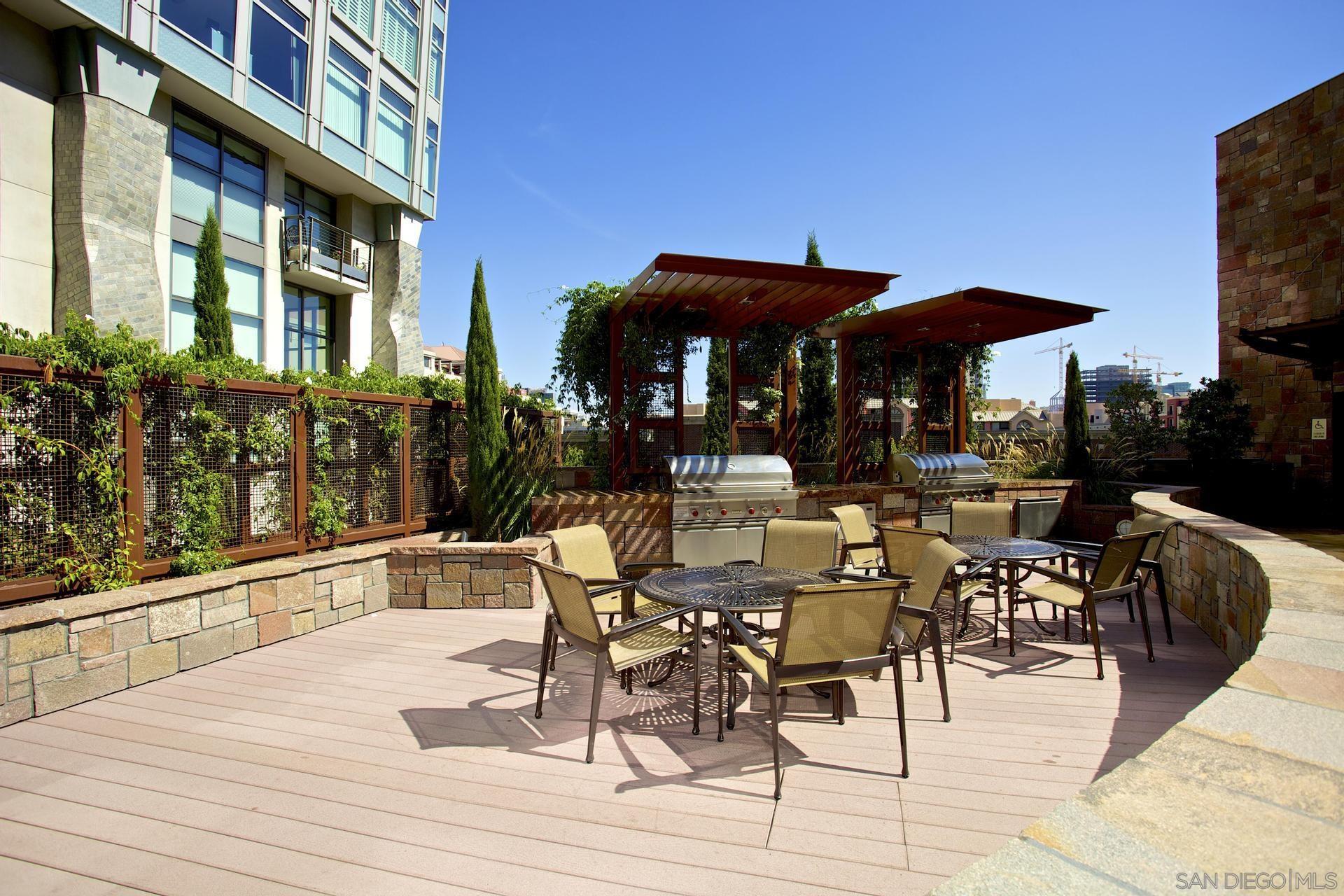 Detail Gallery Image 10 of 47 For 645  Front St  1703, San Diego,  CA 92101 - 2 Beds | 2/1 Baths