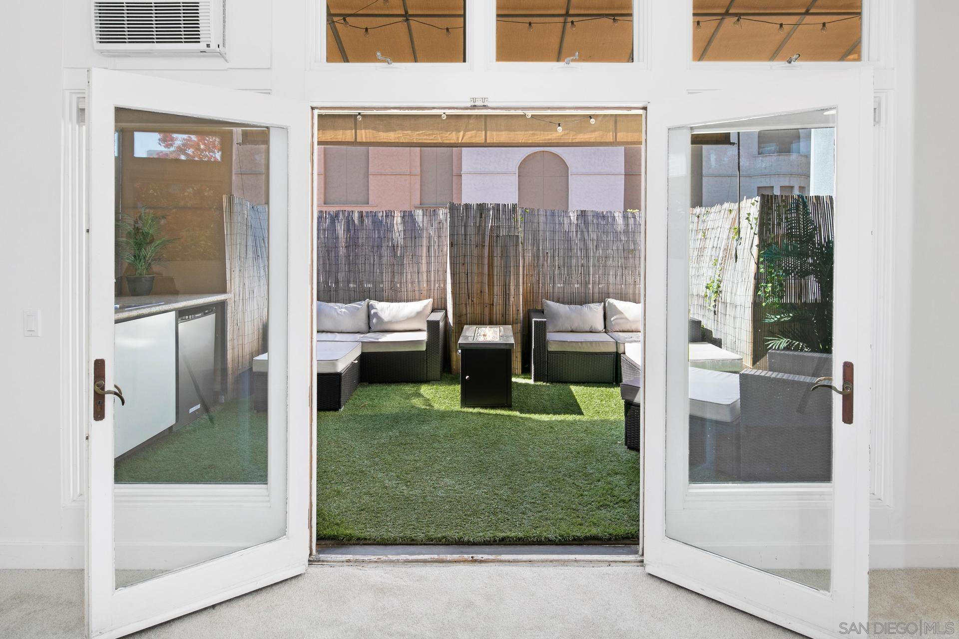 Detail Gallery Image 14 of 19 For 702  Kettner Blvd, San Diego,  CA 92101 - 3 Beds | 2/1 Baths