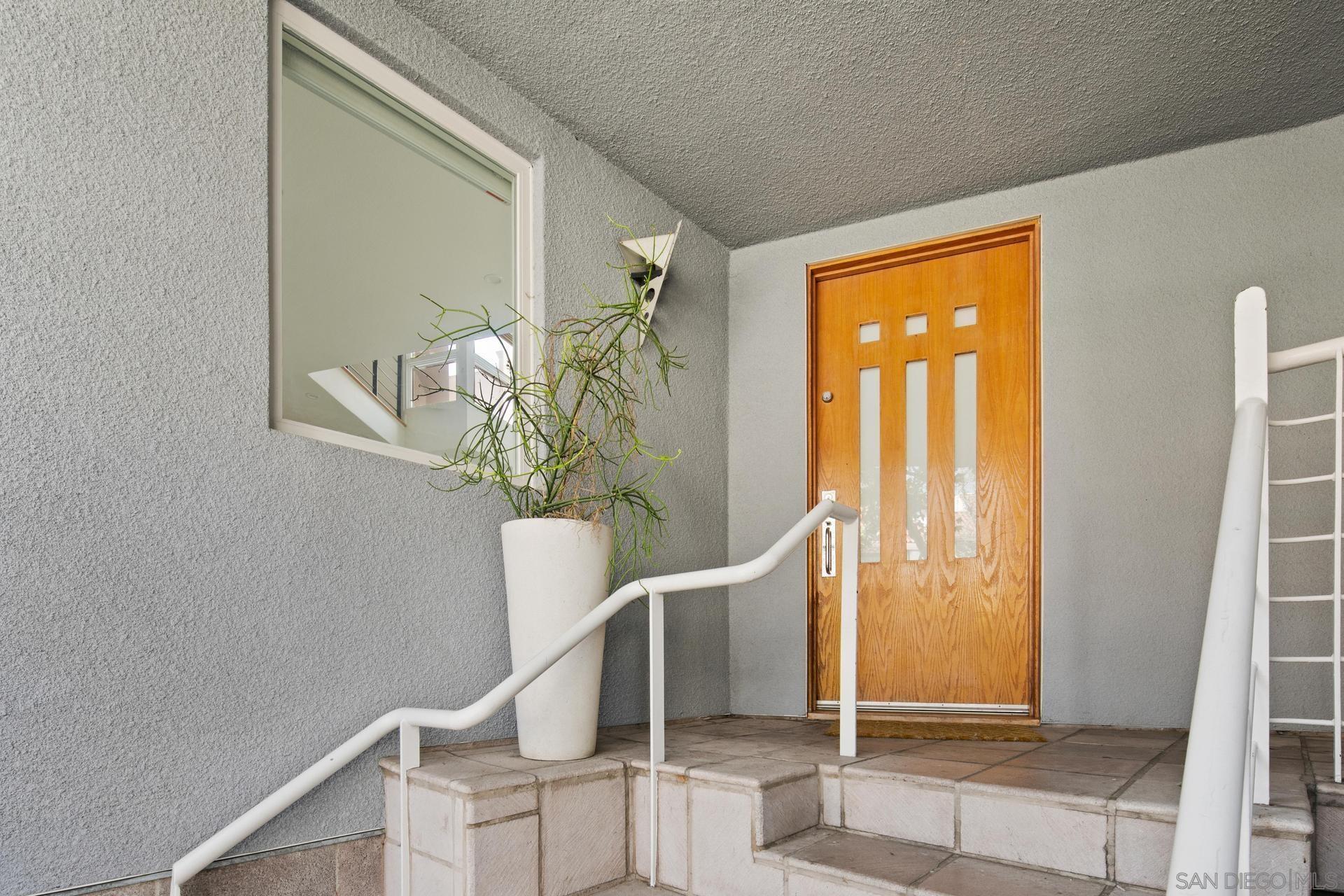 Detail Gallery Image 17 of 19 For 702  Kettner Blvd, San Diego,  CA 92101 - 3 Beds | 2/1 Baths