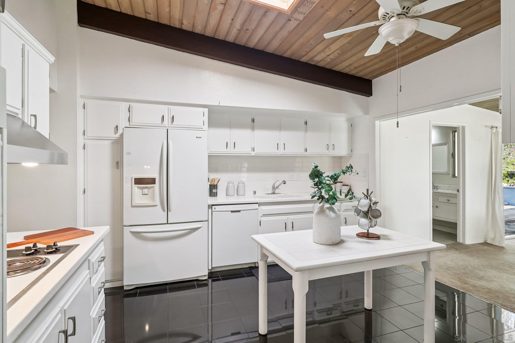 Detail Gallery Image 14 of 48 For 5675  Dartford Way, San Diego,  CA 92120 - 4 Beds | 2 Baths