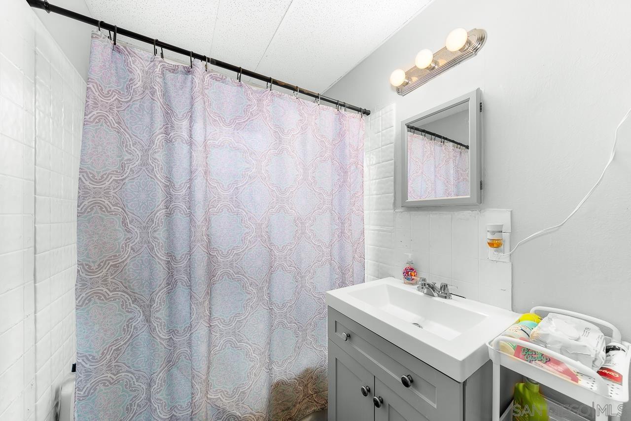 Detail Gallery Image 16 of 36 For 225  Landis Ave, Chula Vista,  CA 91910 - – Beds | – Baths