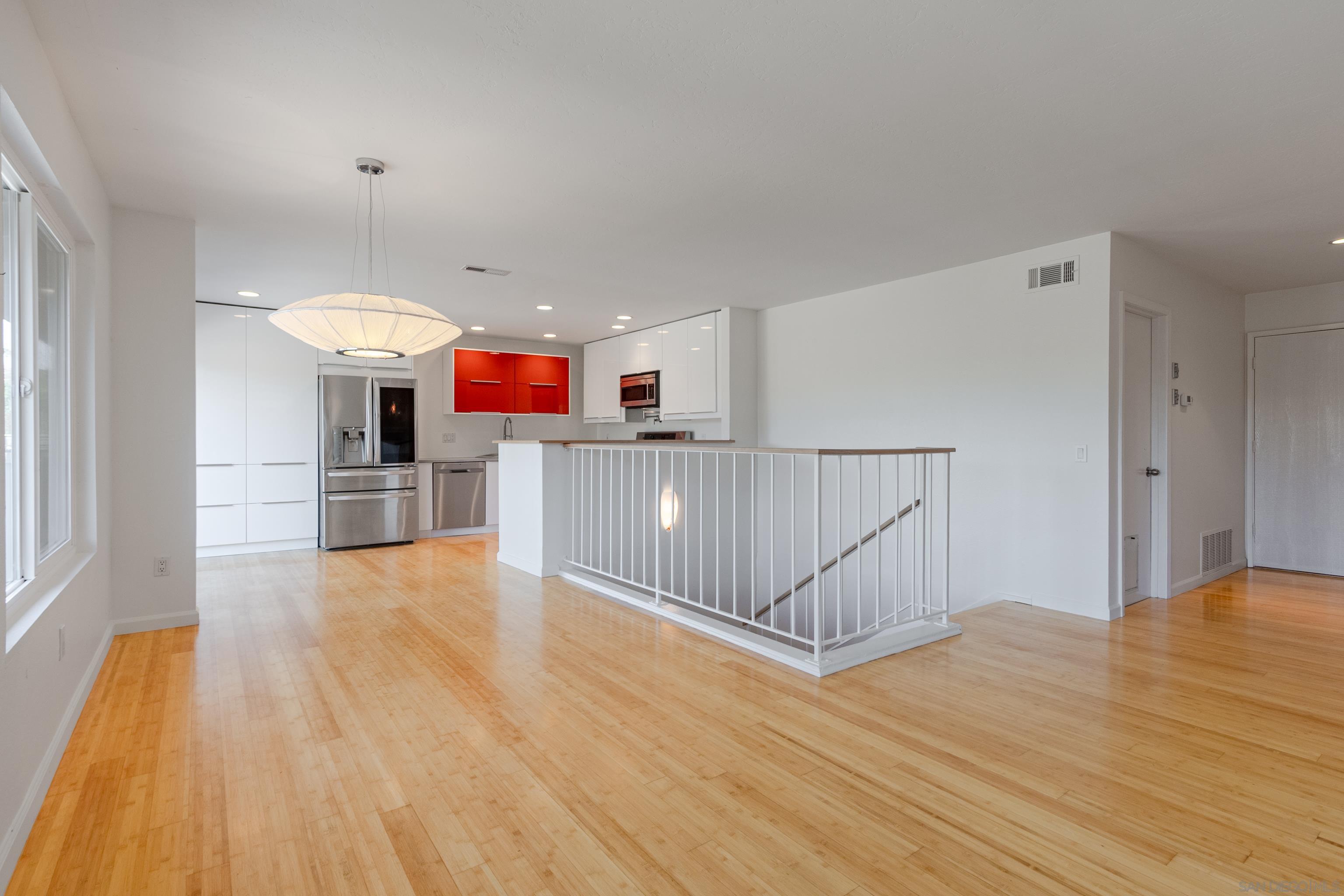 Detail Gallery Image 17 of 36 For 4454  Caminito Pedernal, San Diego,  CA 92117 - 3 Beds | 2 Baths