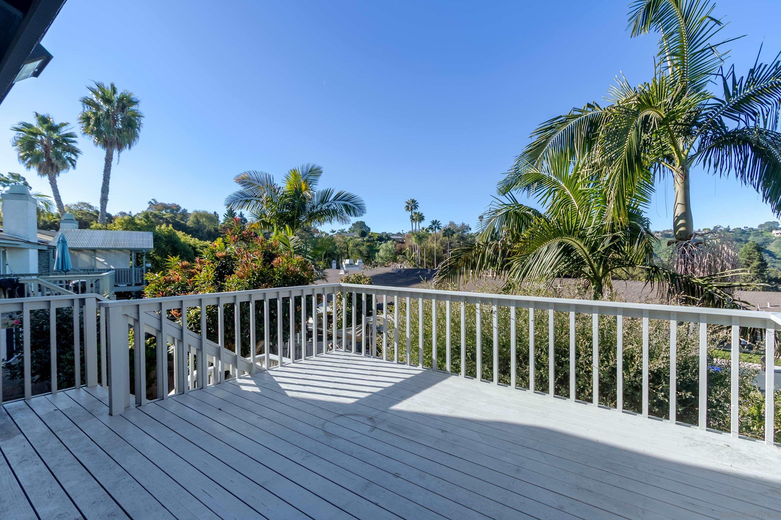 Detail Gallery Image 5 of 36 For 4454  Caminito Pedernal, San Diego,  CA 92117 - 3 Beds | 2 Baths