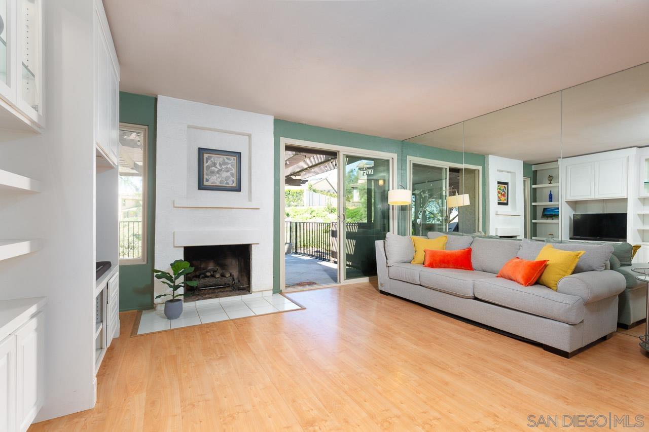 Detail Gallery Image 7 of 31 For 1230  Wren Gln, Escondido,  CA 92026 - 2 Beds | 2/1 Baths