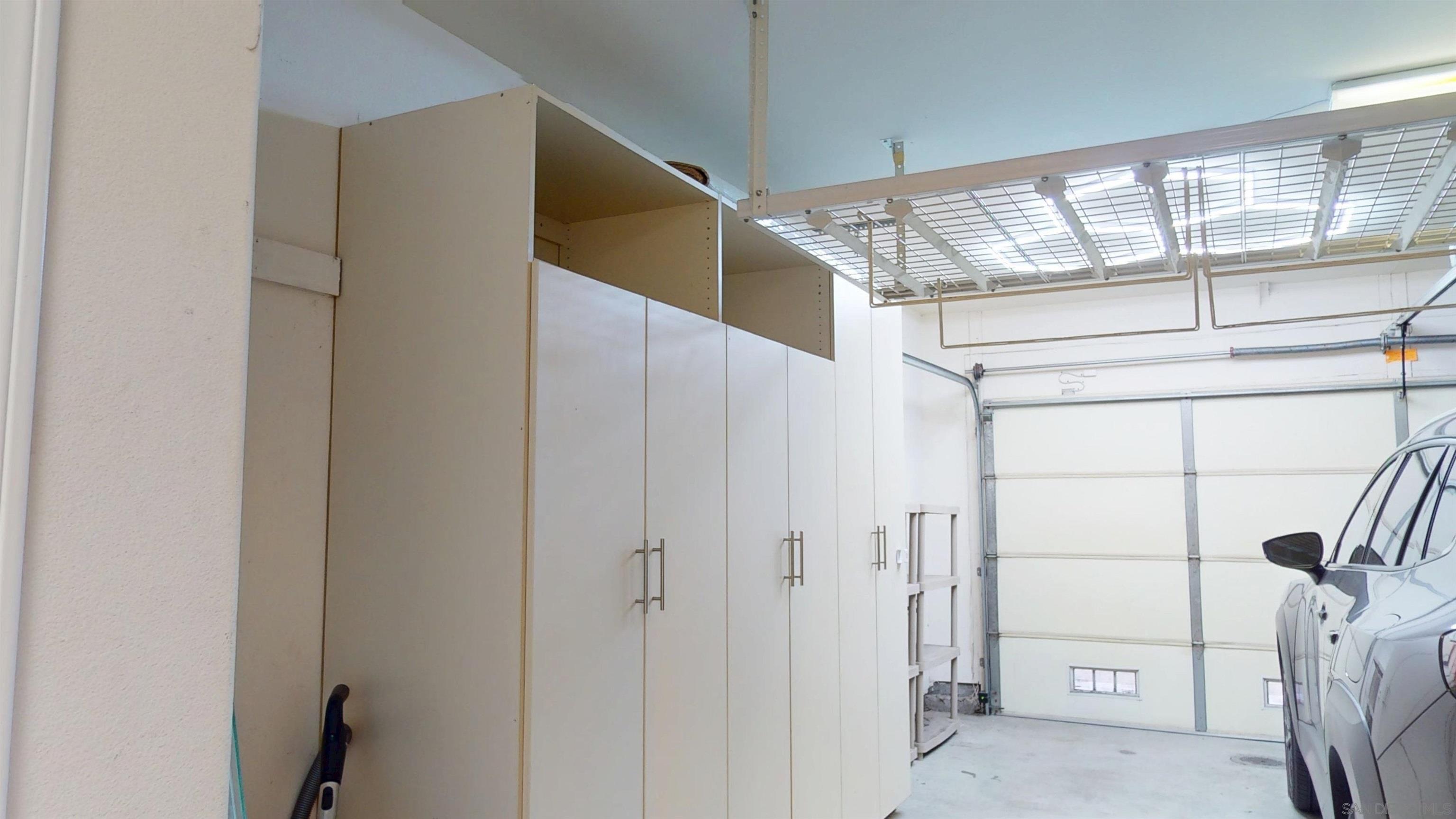 Detail Gallery Image 22 of 25 For 3828  Quarter Mile Dr, San Diego,  CA 92130 - 3 Beds | 2/1 Baths