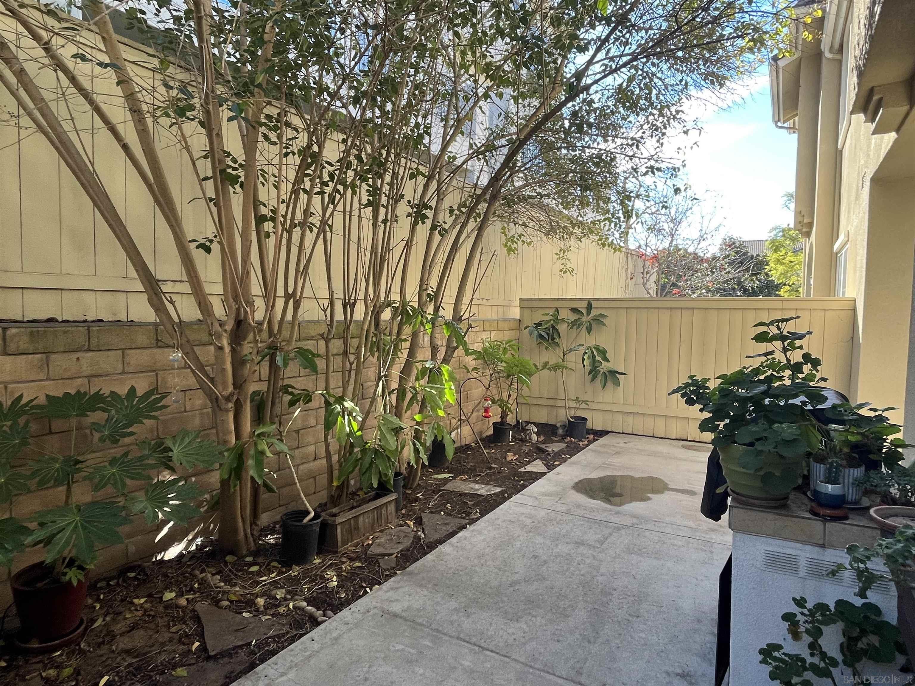 Detail Gallery Image 24 of 25 For 3828  Quarter Mile Dr, San Diego,  CA 92130 - 3 Beds | 2/1 Baths