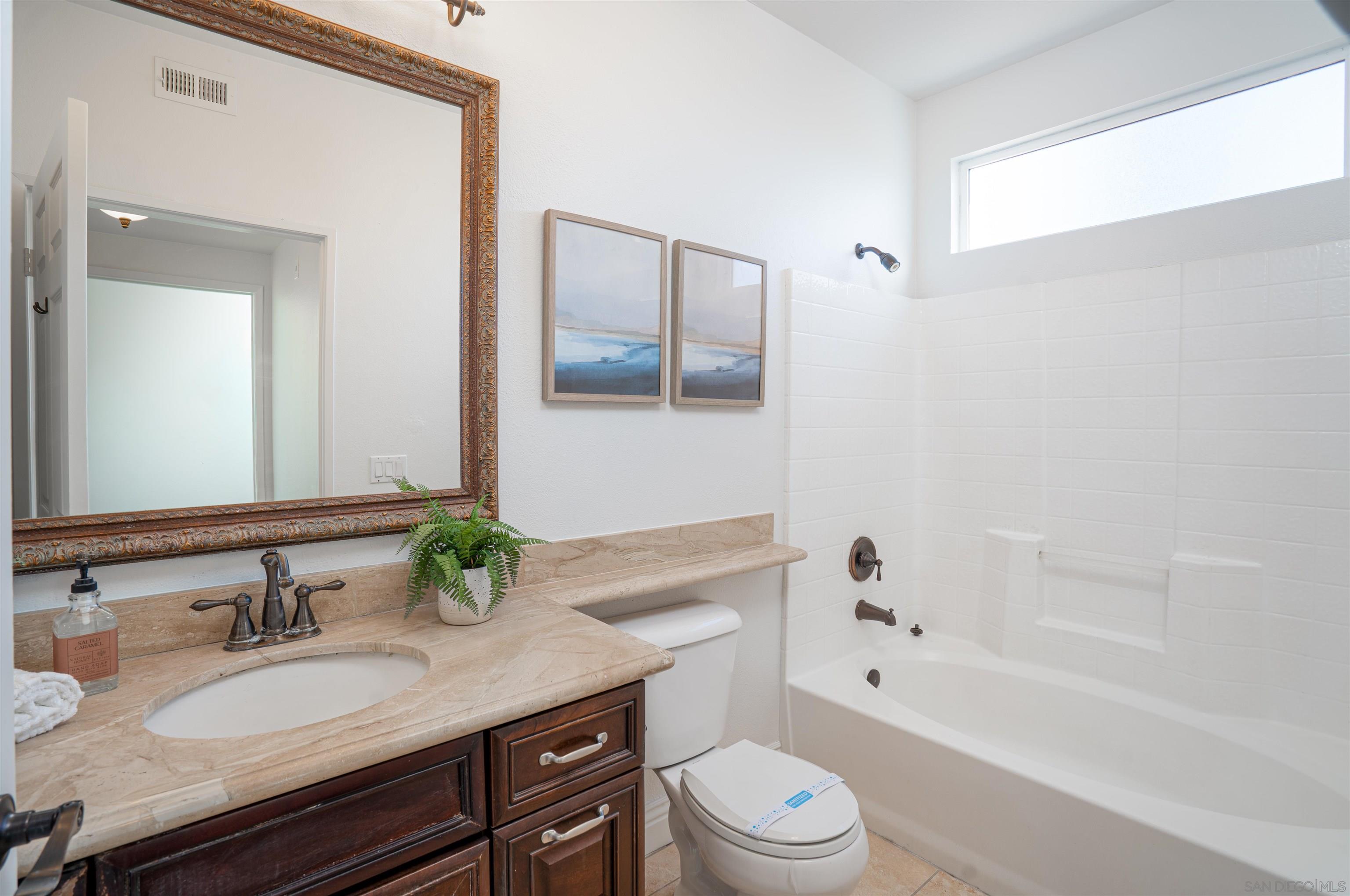 Detail Gallery Image 18 of 22 For 12376  Carmel Country Rd  #J107,  San Diego,  CA 92130 - 3 Beds | 2 Baths