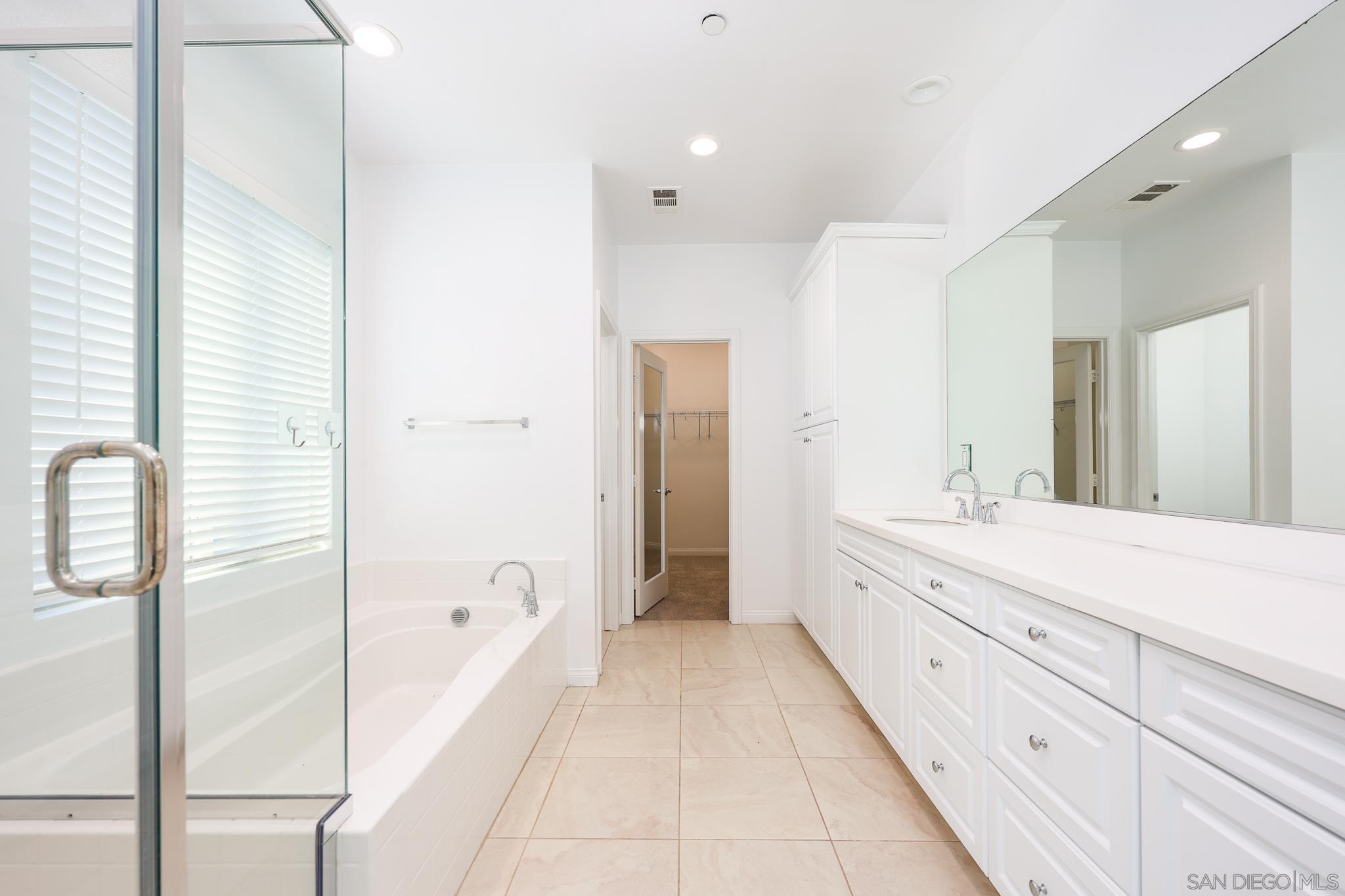 Detail Gallery Image 26 of 46 For 1022  18th St, San Diego,  CA 92154 - 4 Beds | 3 Baths