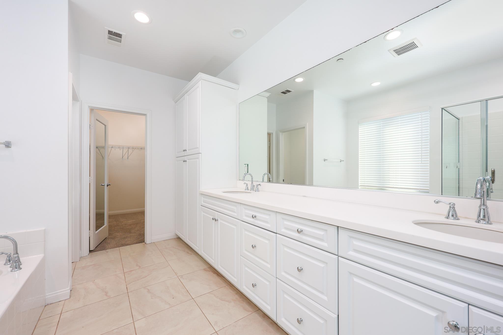 Detail Gallery Image 27 of 46 For 1022  18th St, San Diego,  CA 92154 - 4 Beds | 3 Baths