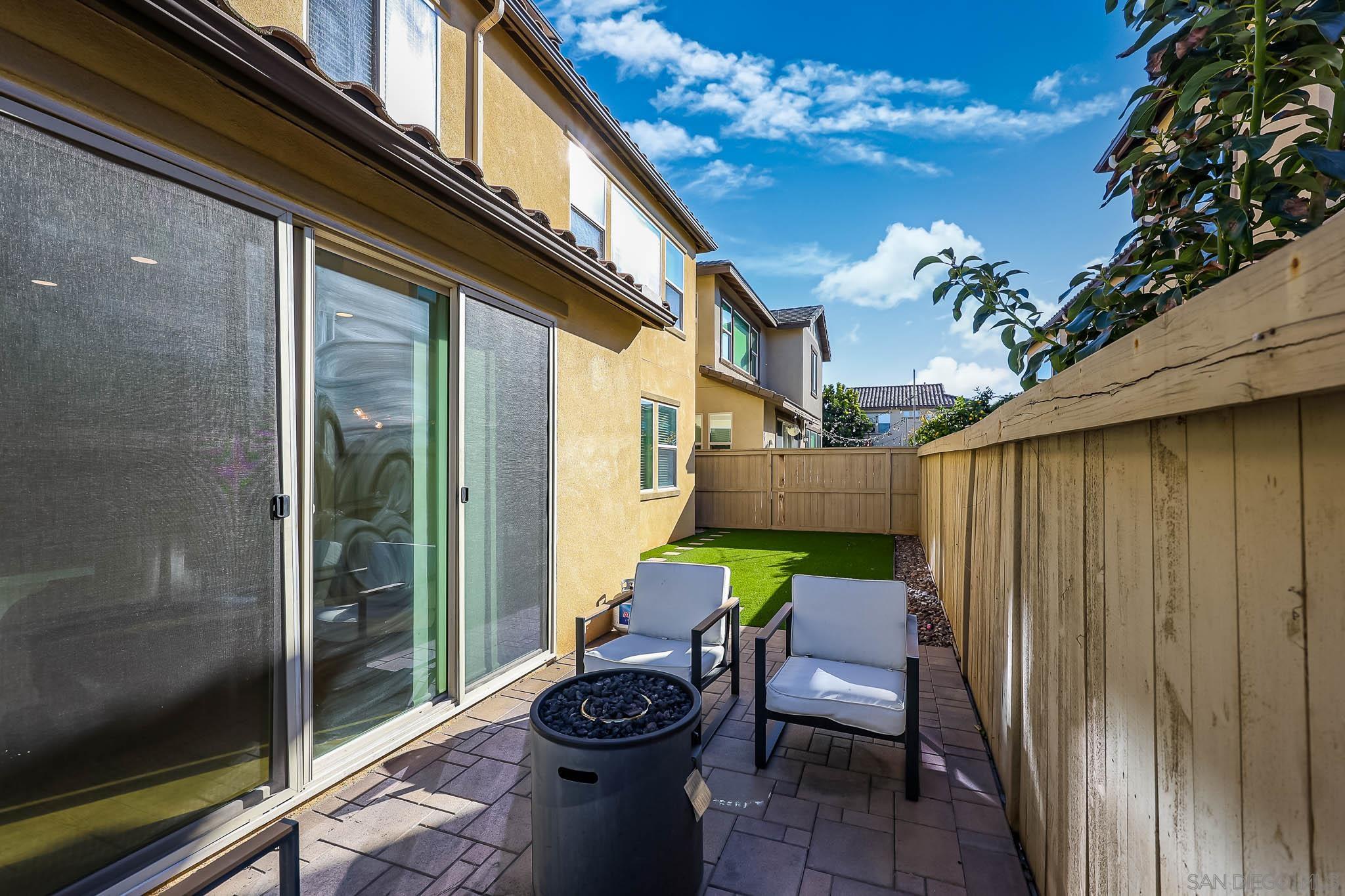 Detail Gallery Image 40 of 46 For 1022  18th St, San Diego,  CA 92154 - 4 Beds | 3 Baths