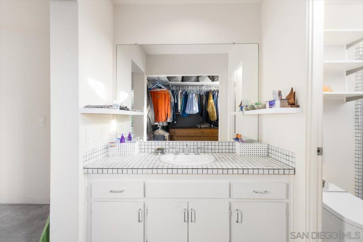 Detail Gallery Image 33 of 72 For 6339  Caminito Del Pastel, San Diego,  CA 92111 - 2 Beds | 2/1 Baths