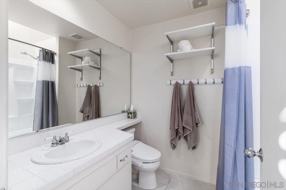 Detail Gallery Image 41 of 72 For 6339  Caminito Del Pastel, San Diego,  CA 92111 - 2 Beds | 2/1 Baths