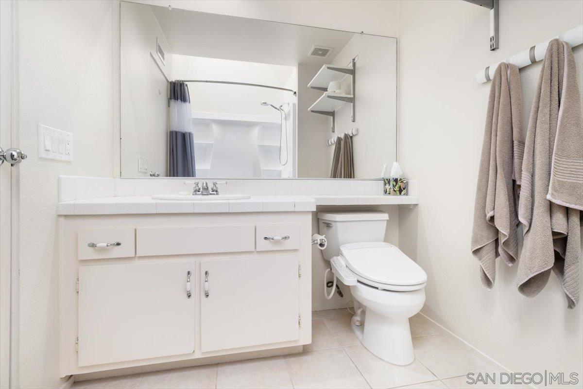 Detail Gallery Image 43 of 72 For 6339  Caminito Del Pastel, San Diego,  CA 92111 - 2 Beds | 2/1 Baths