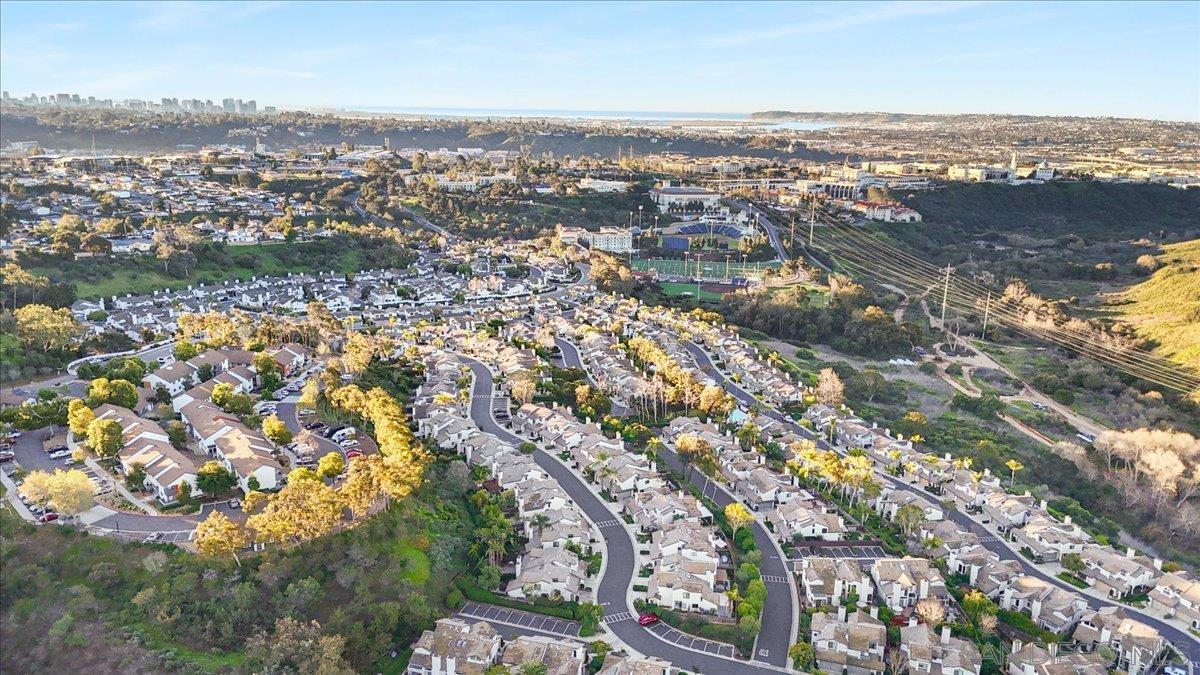 Detail Gallery Image 64 of 72 For 6339  Caminito Del Pastel, San Diego,  CA 92111 - 2 Beds | 2/1 Baths