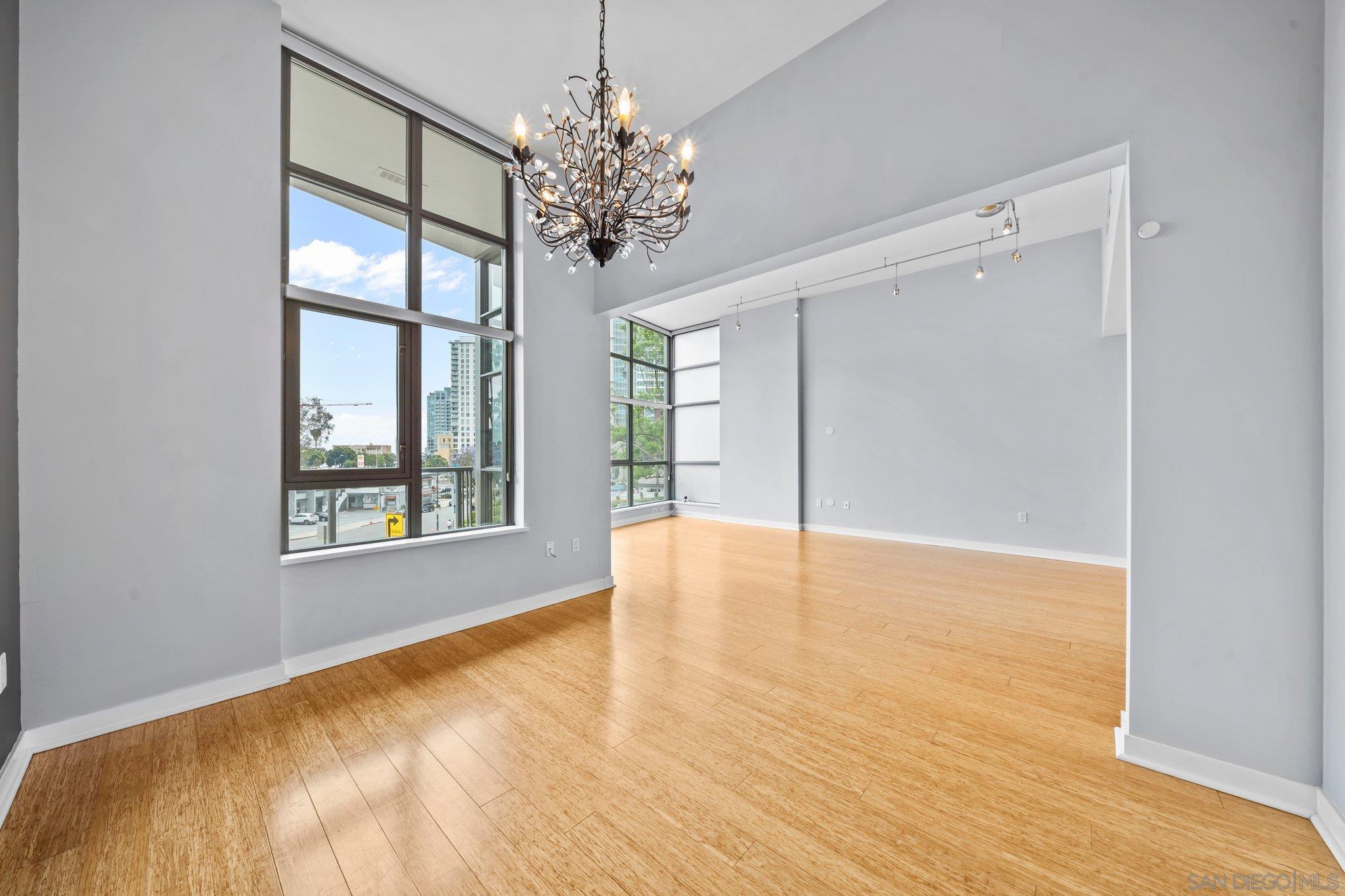 Detail Gallery Image 7 of 22 For 1441  9th Ave  102, San Diego,  CA 92101 - 2 Beds | 2 Baths