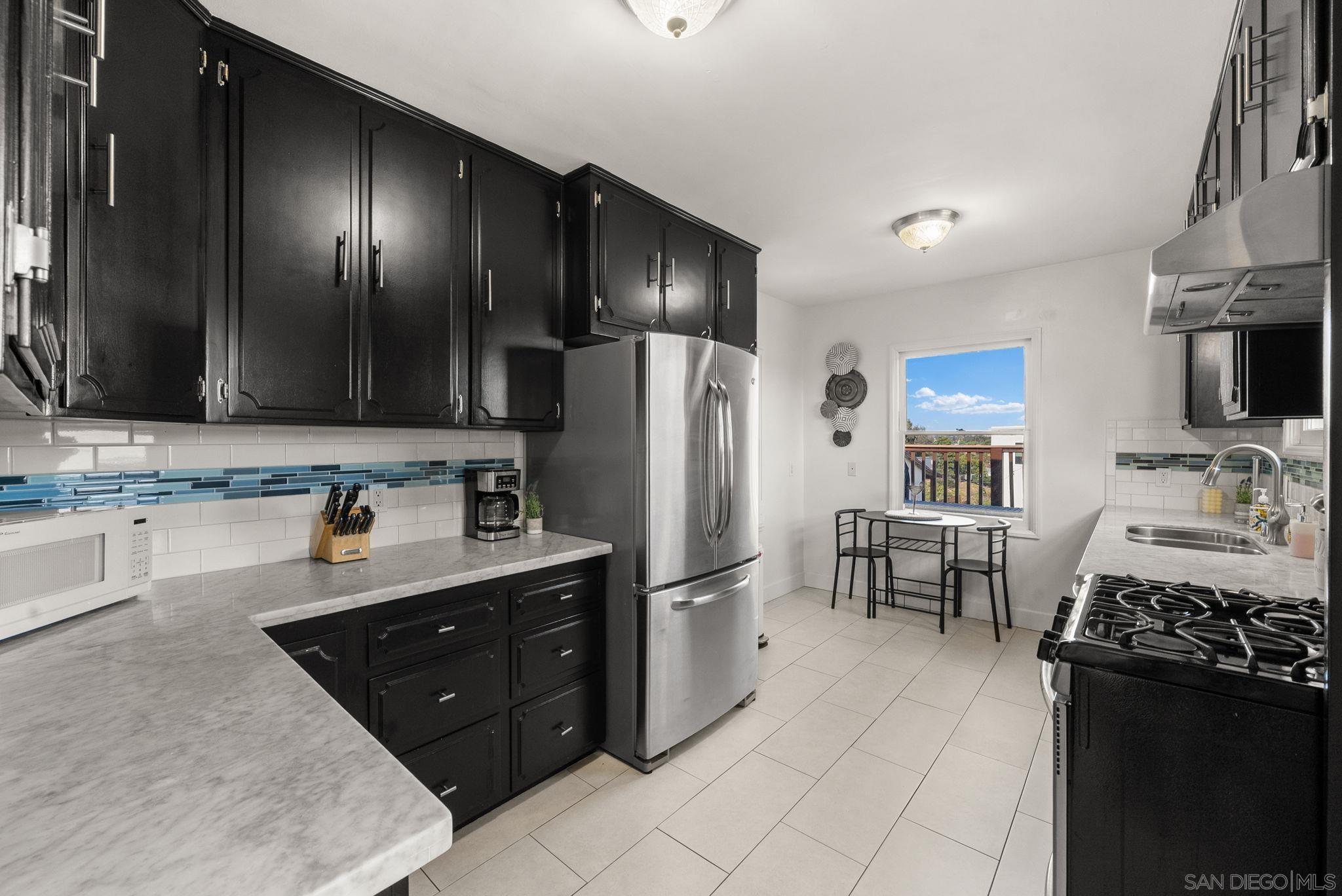 Detail Gallery Image 10 of 48 For 1919  33rd Street, San Diego,  CA 92102 - – Beds | – Baths