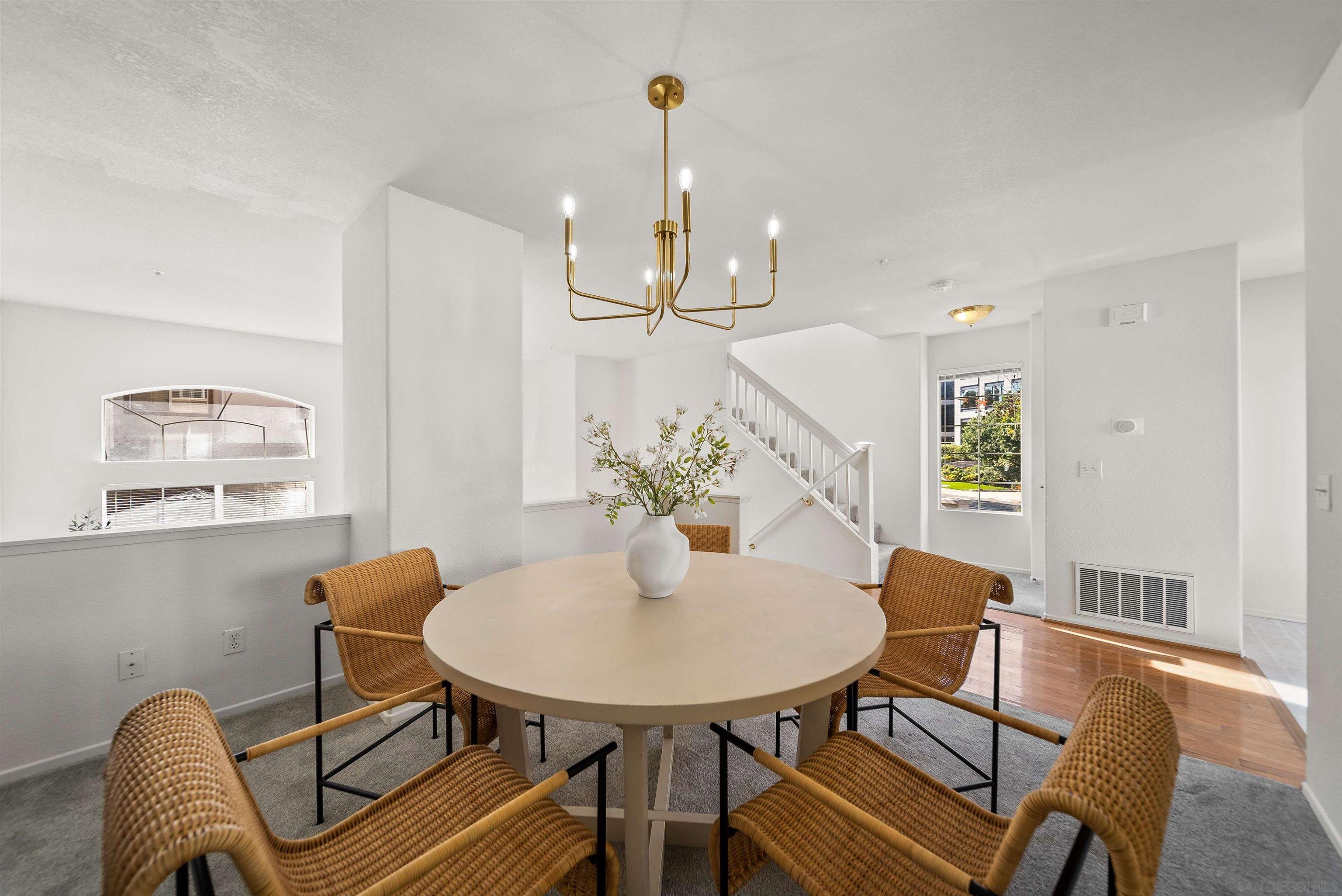 Detail Gallery Image 7 of 26 For 10206  Wateridge Cir  #159,  San Diego,  CA 92121 - 3 Beds | 2/1 Baths