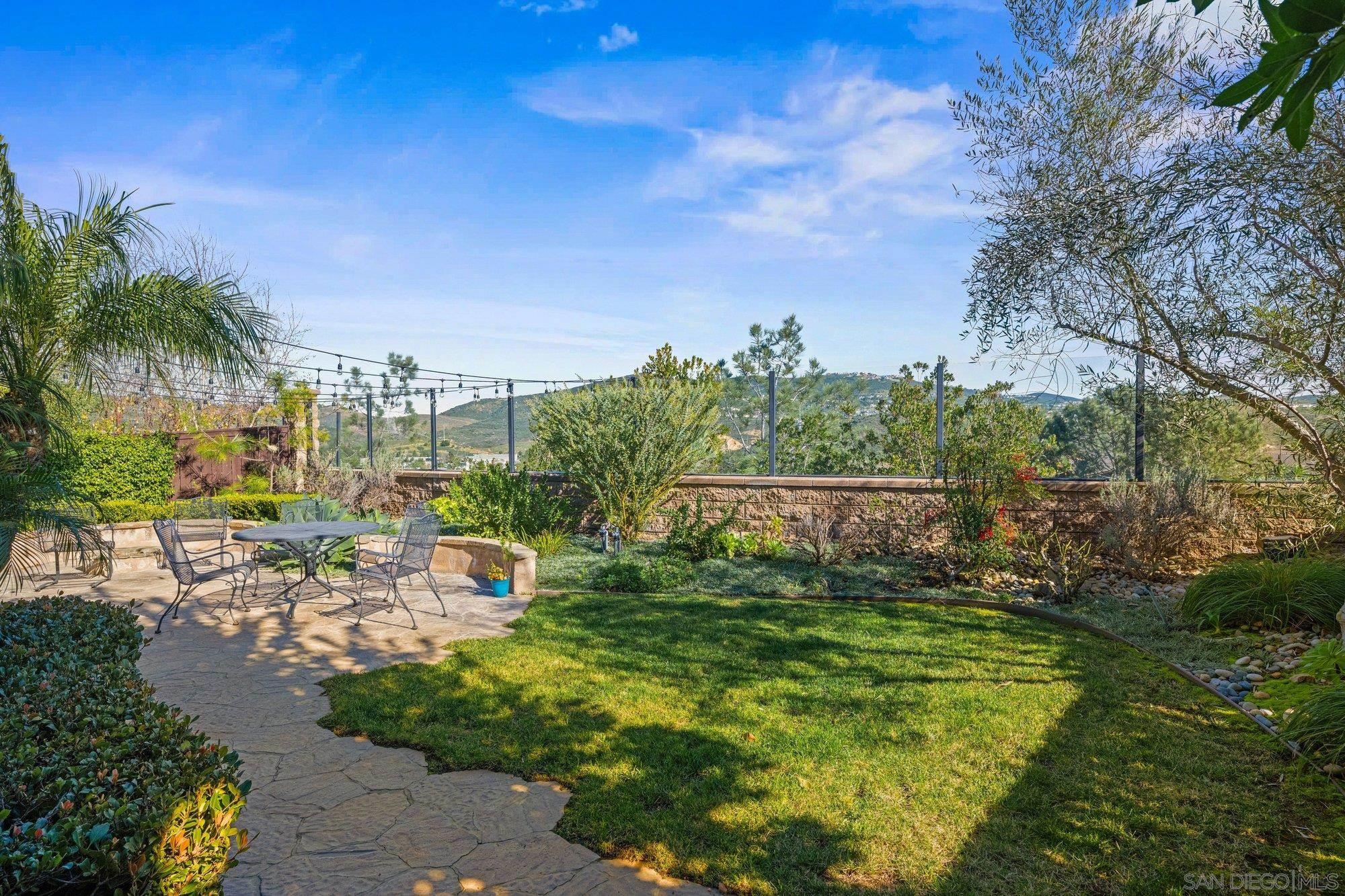 Detail Gallery Image 28 of 40 For 7114  Sitio Destino, Carlsbad,  CA 92009 - 3 Beds | 3 Baths