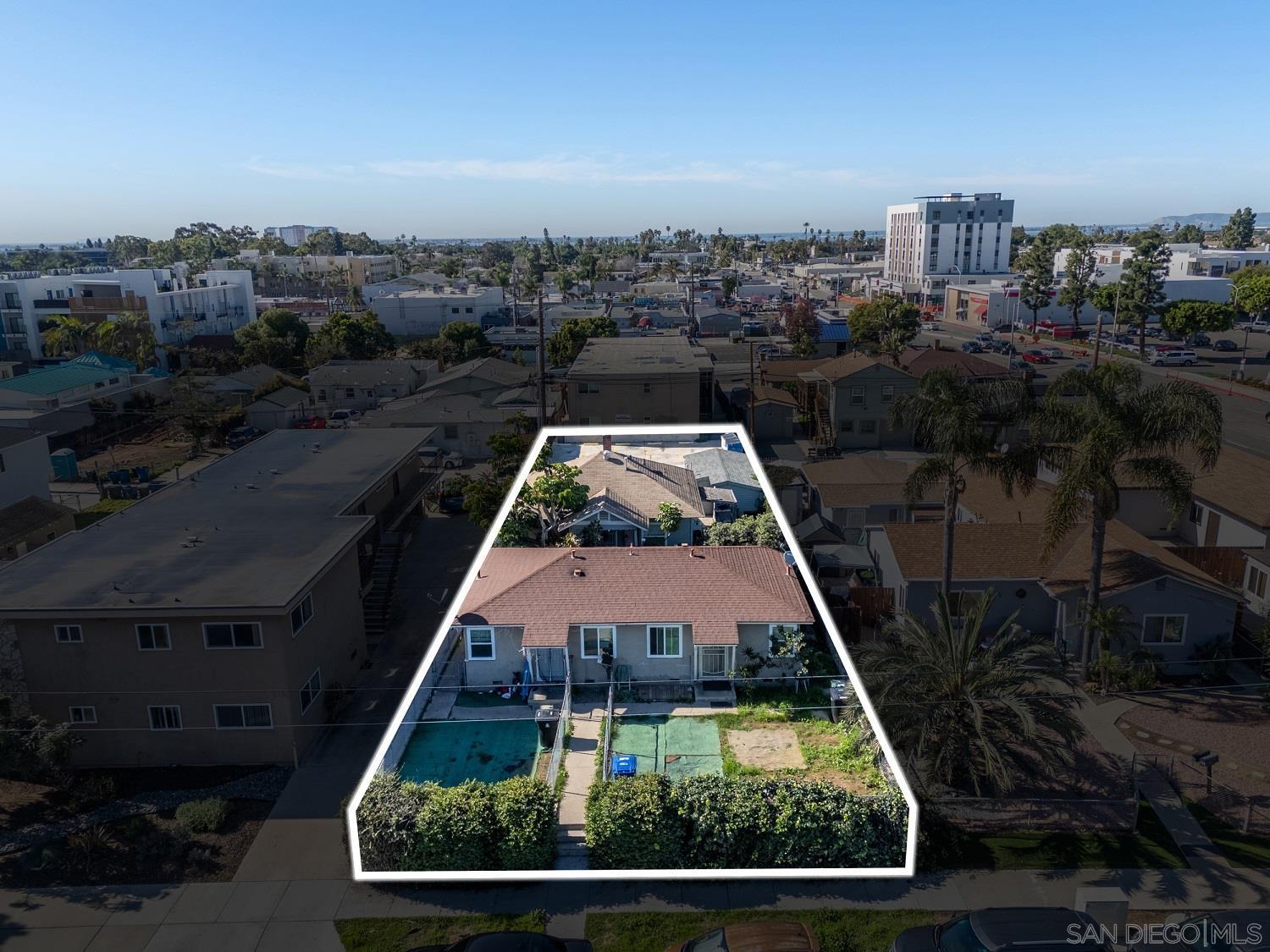 Detail Gallery Image 3 of 9 For 210-212  Del Mar Ave., Chula Vista,  CA 91910 - – Beds | – Baths