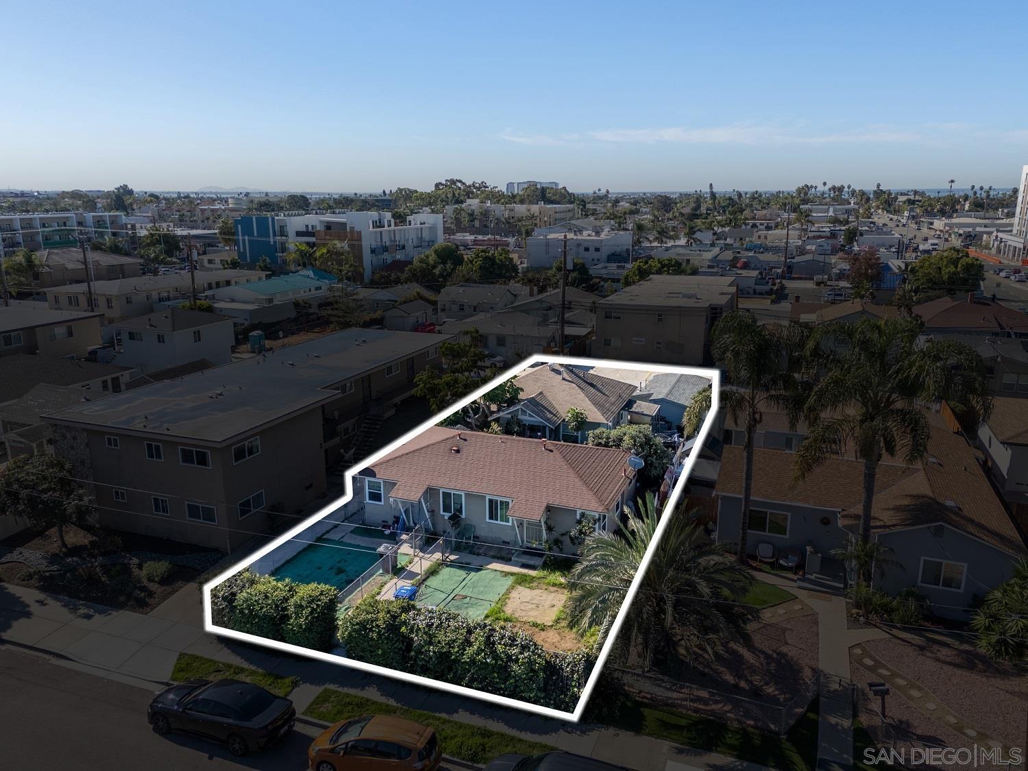 Detail Gallery Image 4 of 9 For 210-212  Del Mar Ave., Chula Vista,  CA 91910 - – Beds | – Baths