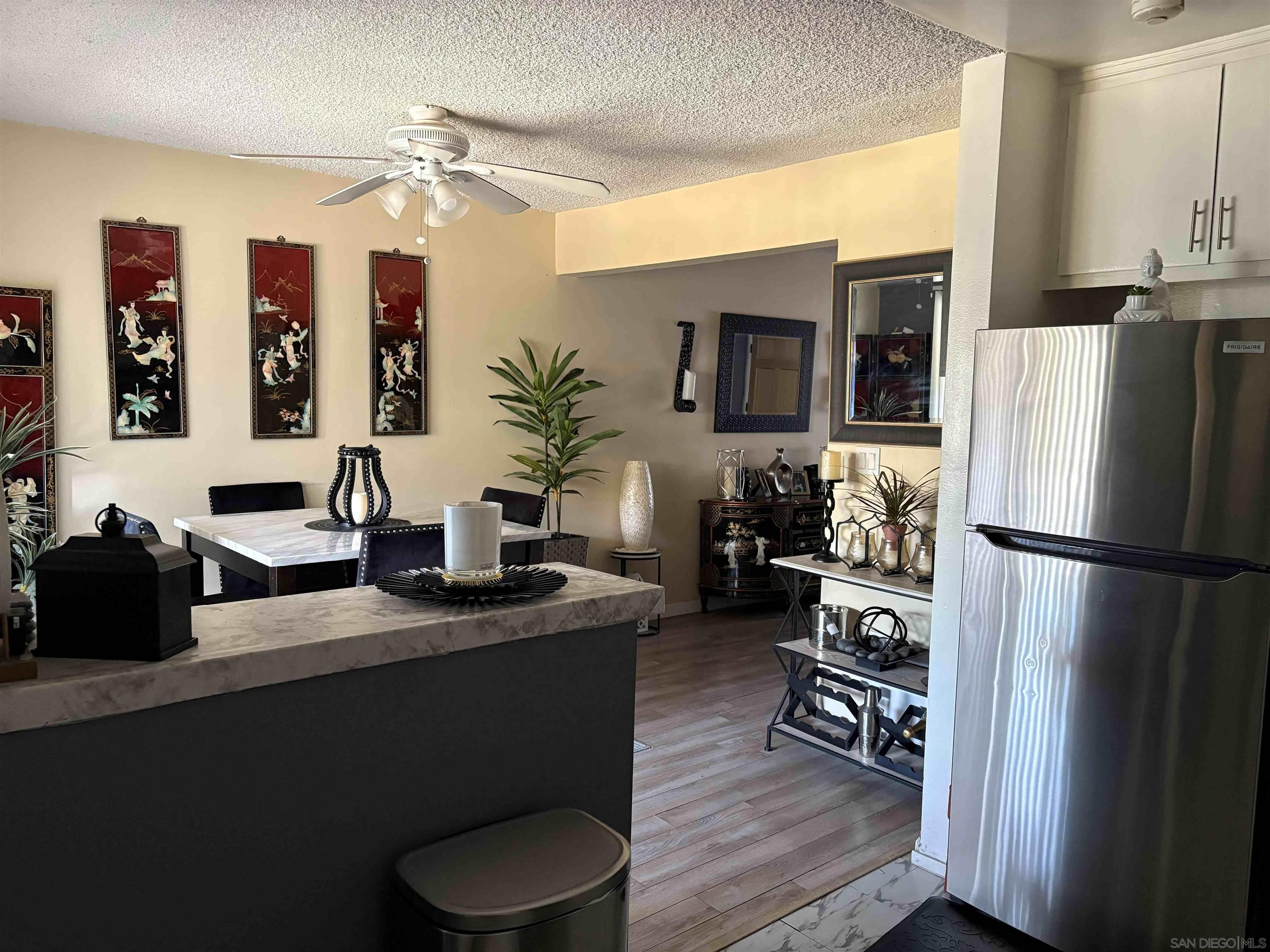 Detail Gallery Image 6 of 10 For 7000 S La Cienega Blvd  #29,  Inglewood,  CA 90302 - 2 Beds | 1/1 Baths