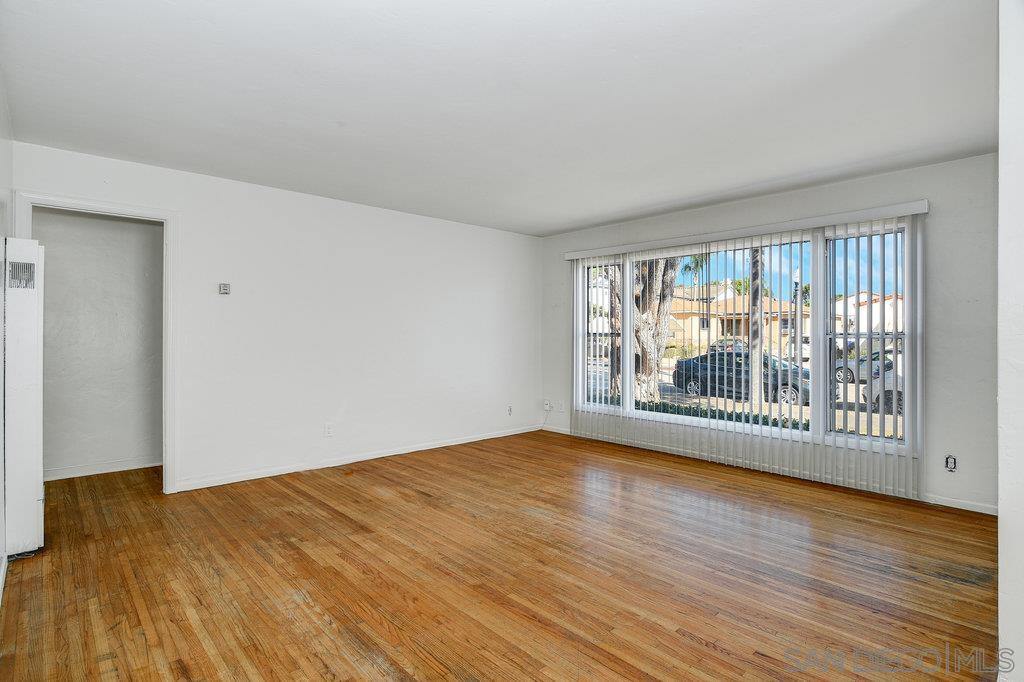 Detail Gallery Image 4 of 30 For 4518  52nd Street, San Diego,  CA 92115 - 3 Beds | 2 Baths