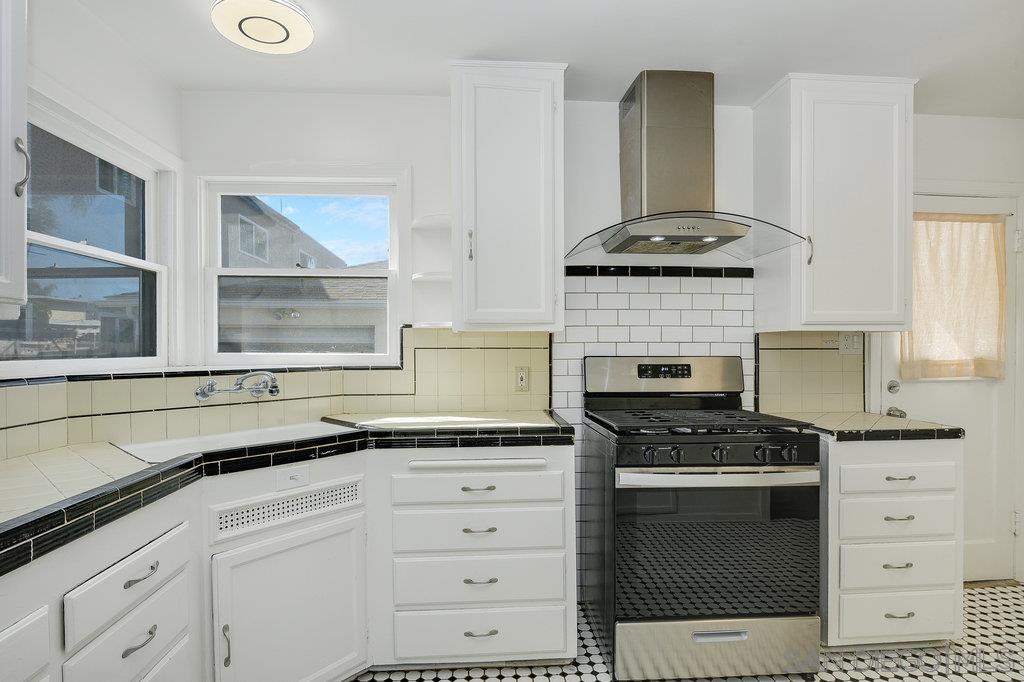 Detail Gallery Image 8 of 30 For 4518  52nd Street, San Diego,  CA 92115 - 3 Beds | 2 Baths