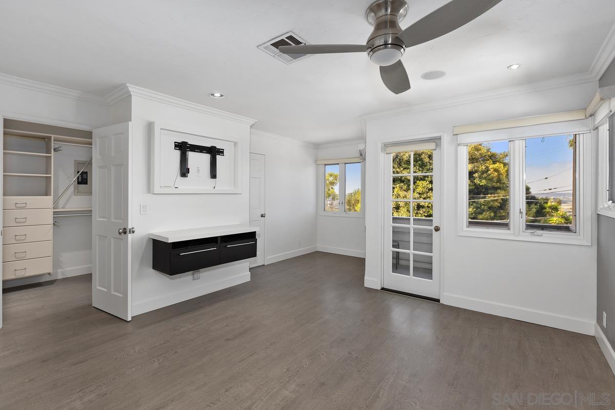 Detail Gallery Image 13 of 29 For 3715  Columbia St, San Diego,  CA 92103 - 3 Beds | 2/1 Baths