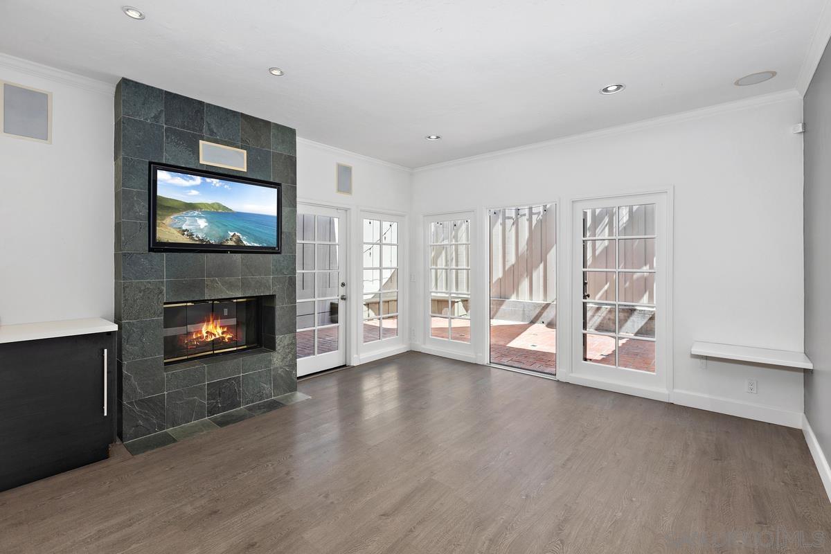 Detail Gallery Image 3 of 29 For 3715  Columbia St, San Diego,  CA 92103 - 3 Beds | 2/1 Baths