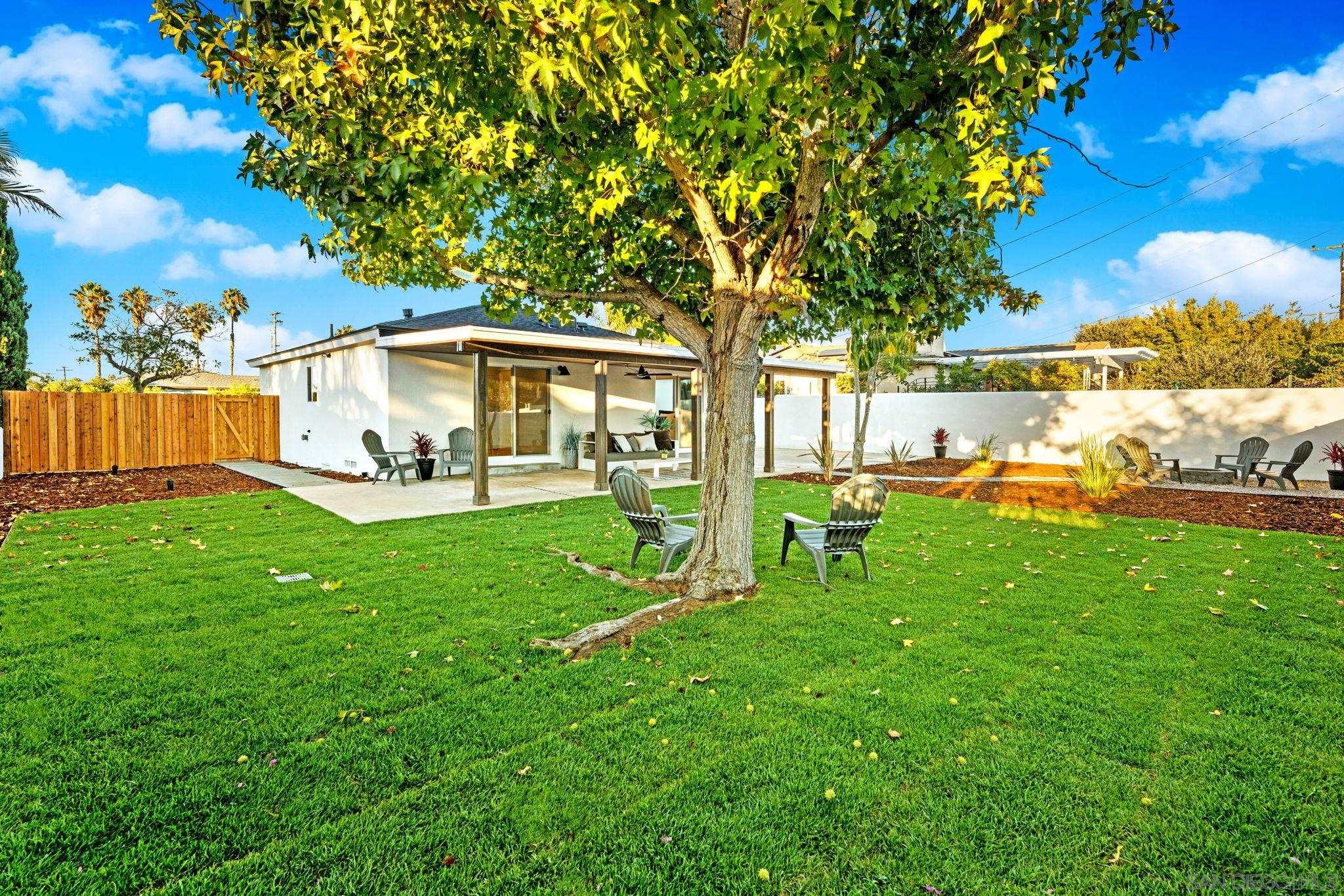 Detail Gallery Image 3 of 30 For 4509  Manitou Way, San Diego,  CA 92117 - 3 Beds | 2 Baths