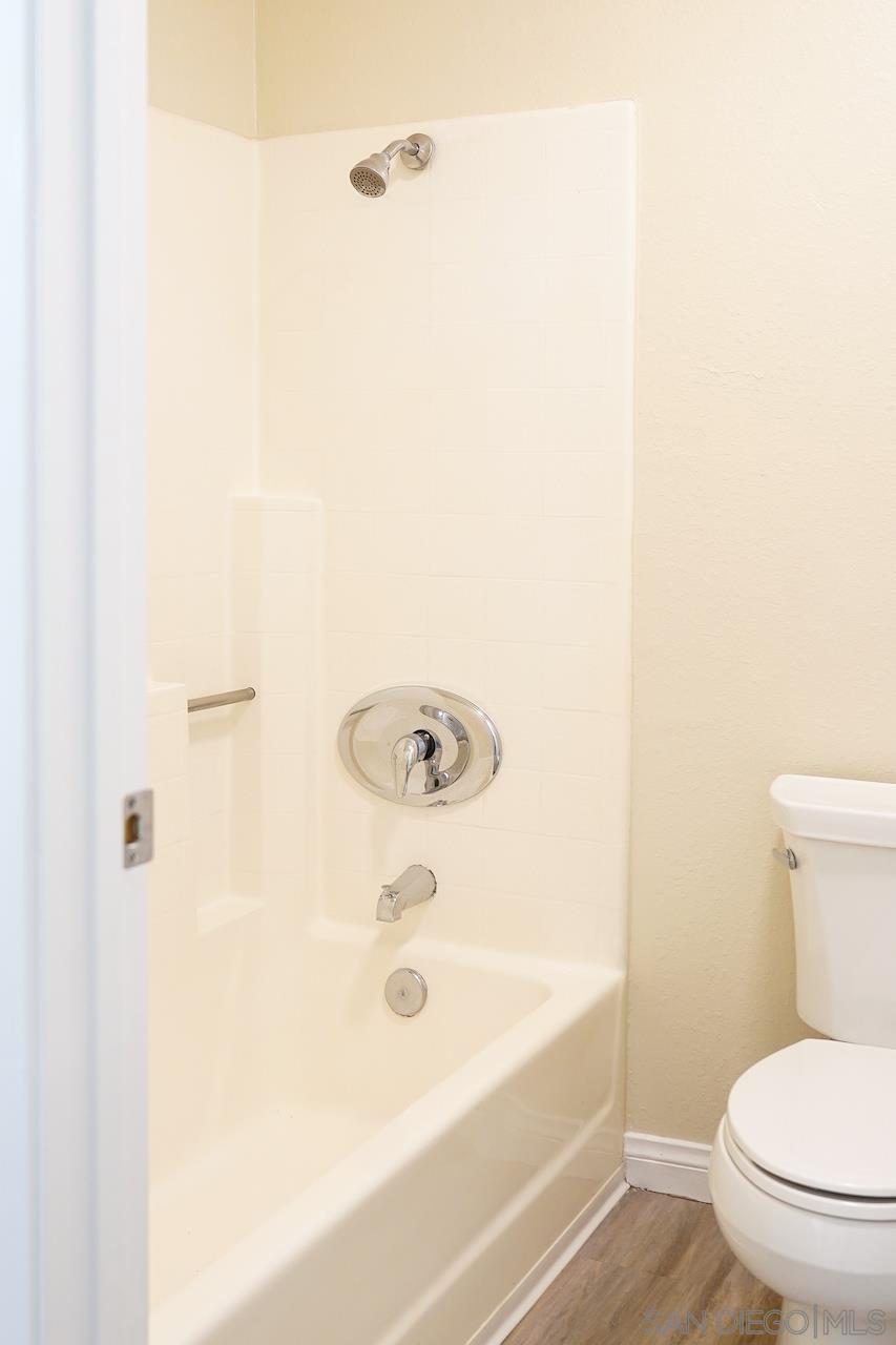 Detail Gallery Image 12 of 33 For 4095  Rosenda Court  249, San Diego,  CA 92122 - 2 Beds | 2 Baths