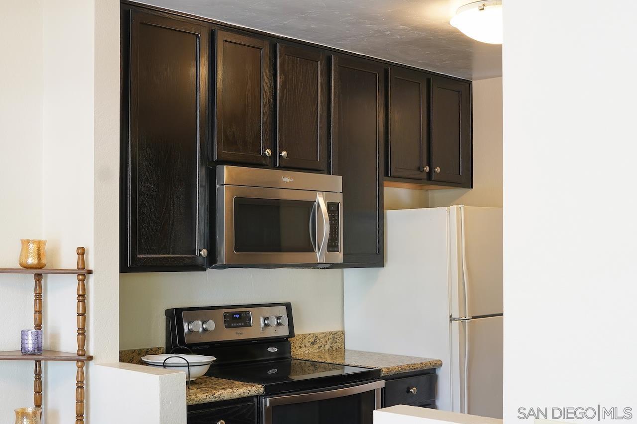 Detail Gallery Image 21 of 33 For 4095  Rosenda Court  249, San Diego,  CA 92122 - 2 Beds | 2 Baths