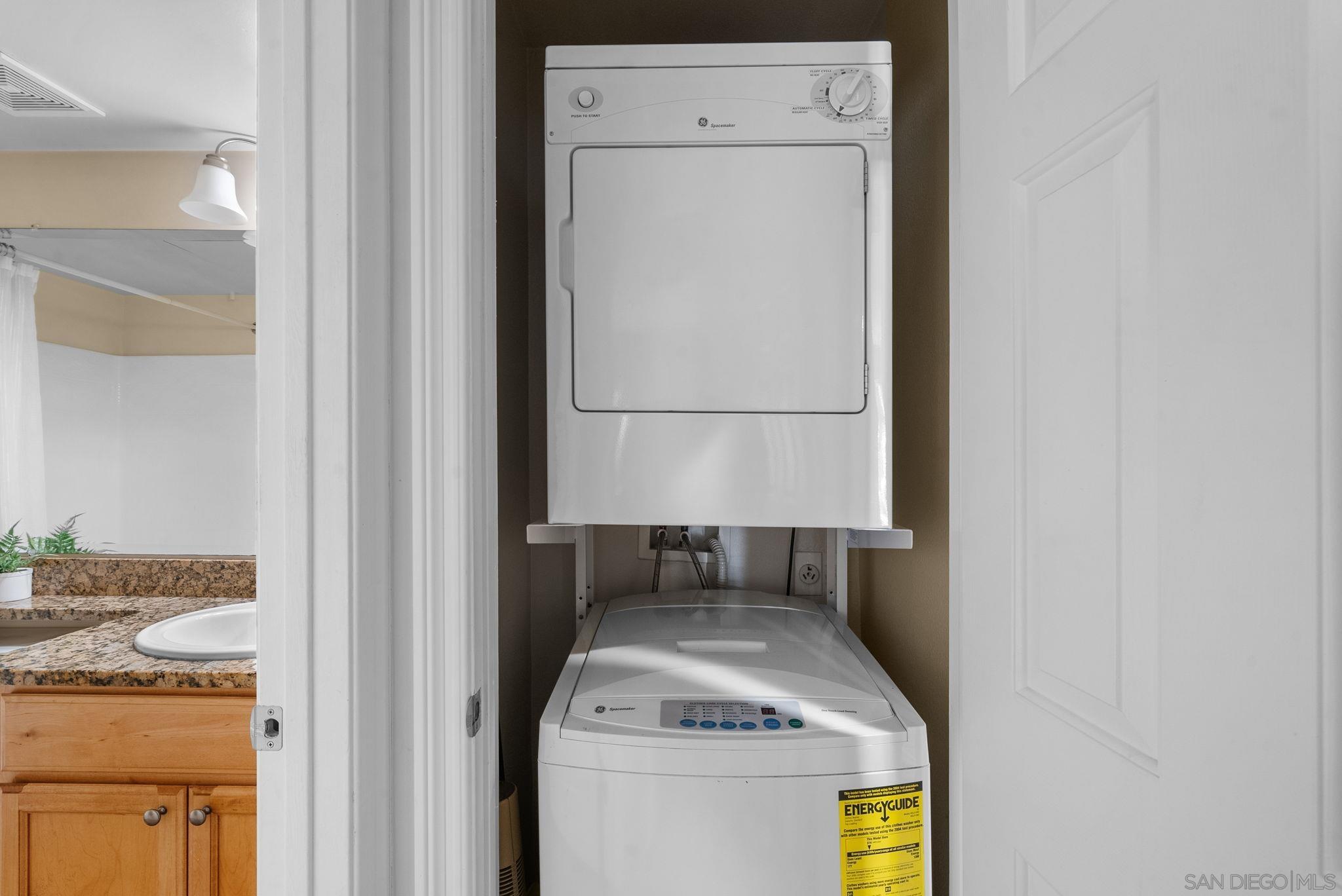 Detail Gallery Image 8 of 21 For 15273  Maturin Dr 28, San Diego,  CA 92127 - 1 Beds | 1 Baths