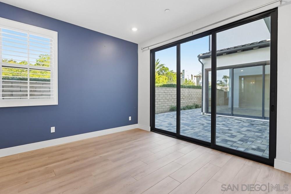 Detail Gallery Image 16 of 43 For 6798  Kenmar Way, San Diego,  CA 92130 - 5 Beds | 4/1 Baths