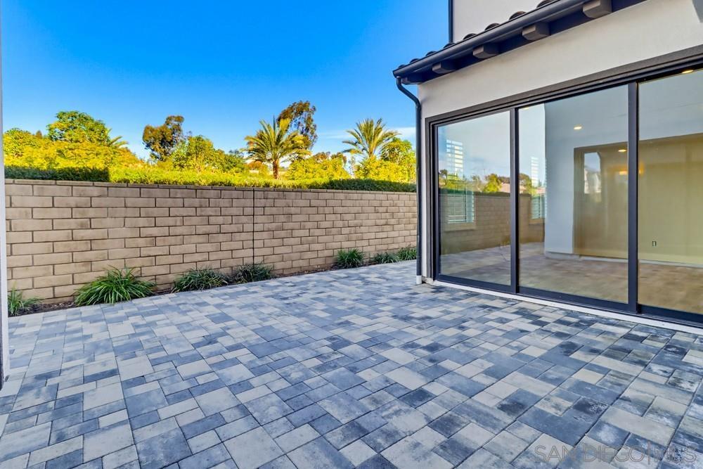 Detail Gallery Image 20 of 43 For 6798  Kenmar Way, San Diego,  CA 92130 - 5 Beds | 4/1 Baths