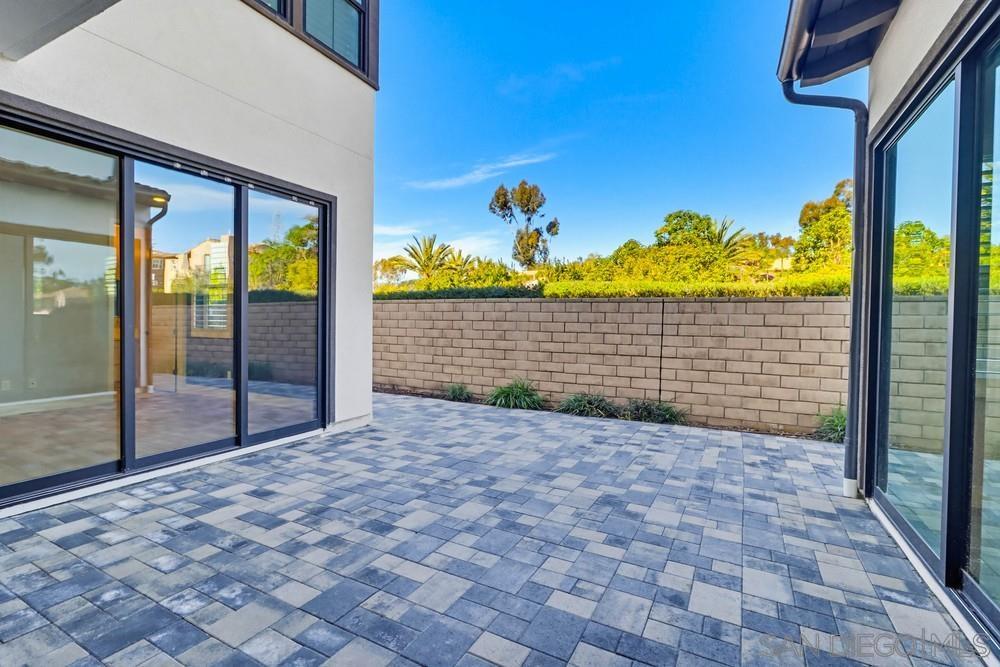 Detail Gallery Image 21 of 43 For 6798  Kenmar Way, San Diego,  CA 92130 - 5 Beds | 4/1 Baths