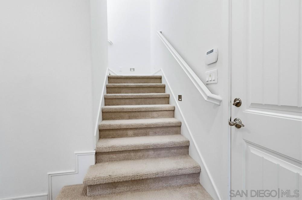 Detail Gallery Image 22 of 43 For 6798  Kenmar Way, San Diego,  CA 92130 - 5 Beds | 4/1 Baths