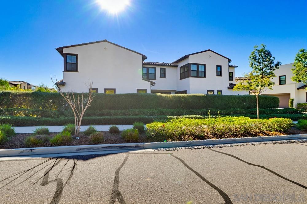 Detail Gallery Image 38 of 43 For 6798  Kenmar Way, San Diego,  CA 92130 - 5 Beds | 4/1 Baths