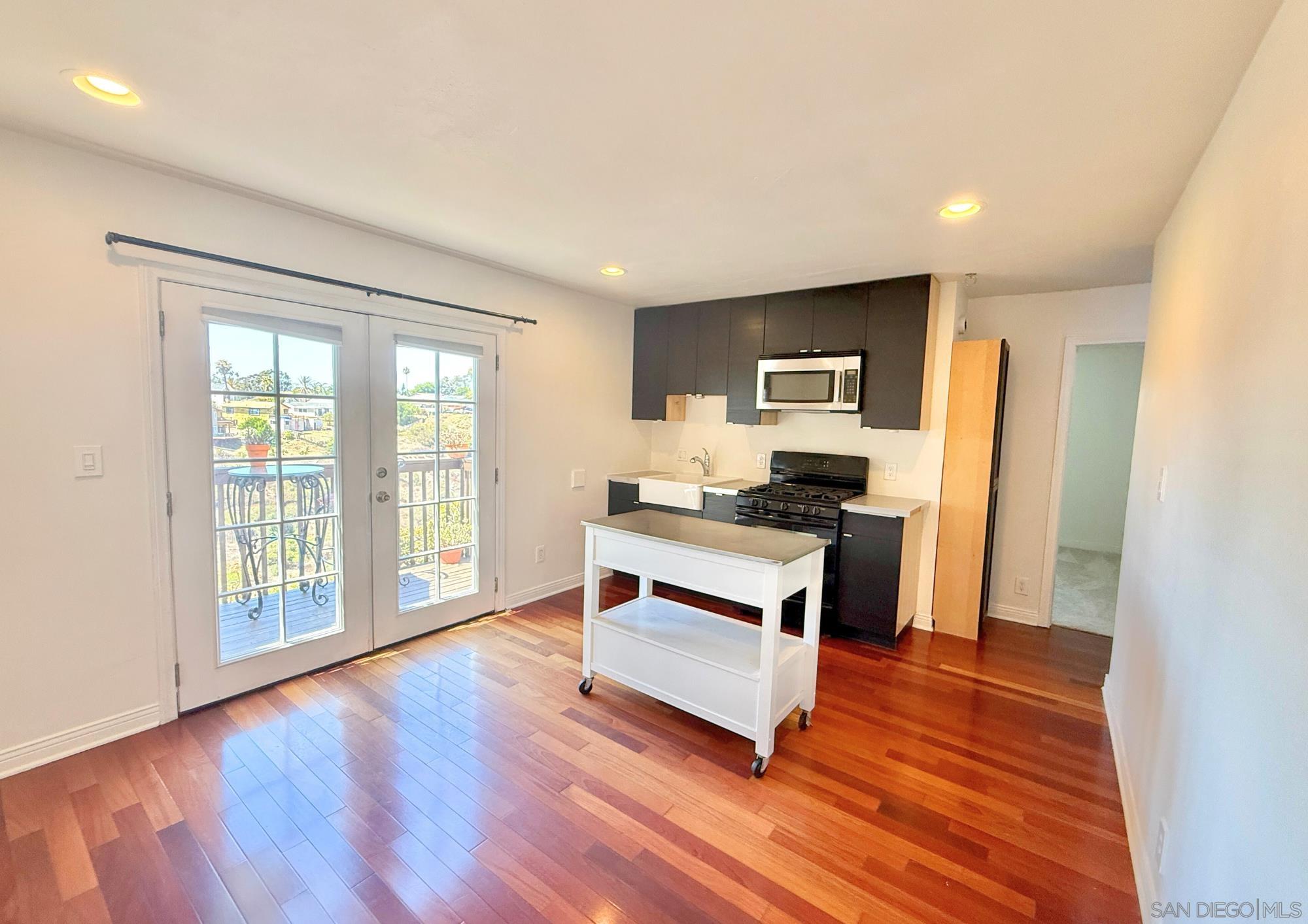 Detail Gallery Image 28 of 38 For 3964  Manzanita Dr, San Diego,  CA 92105 - – Beds | – Baths