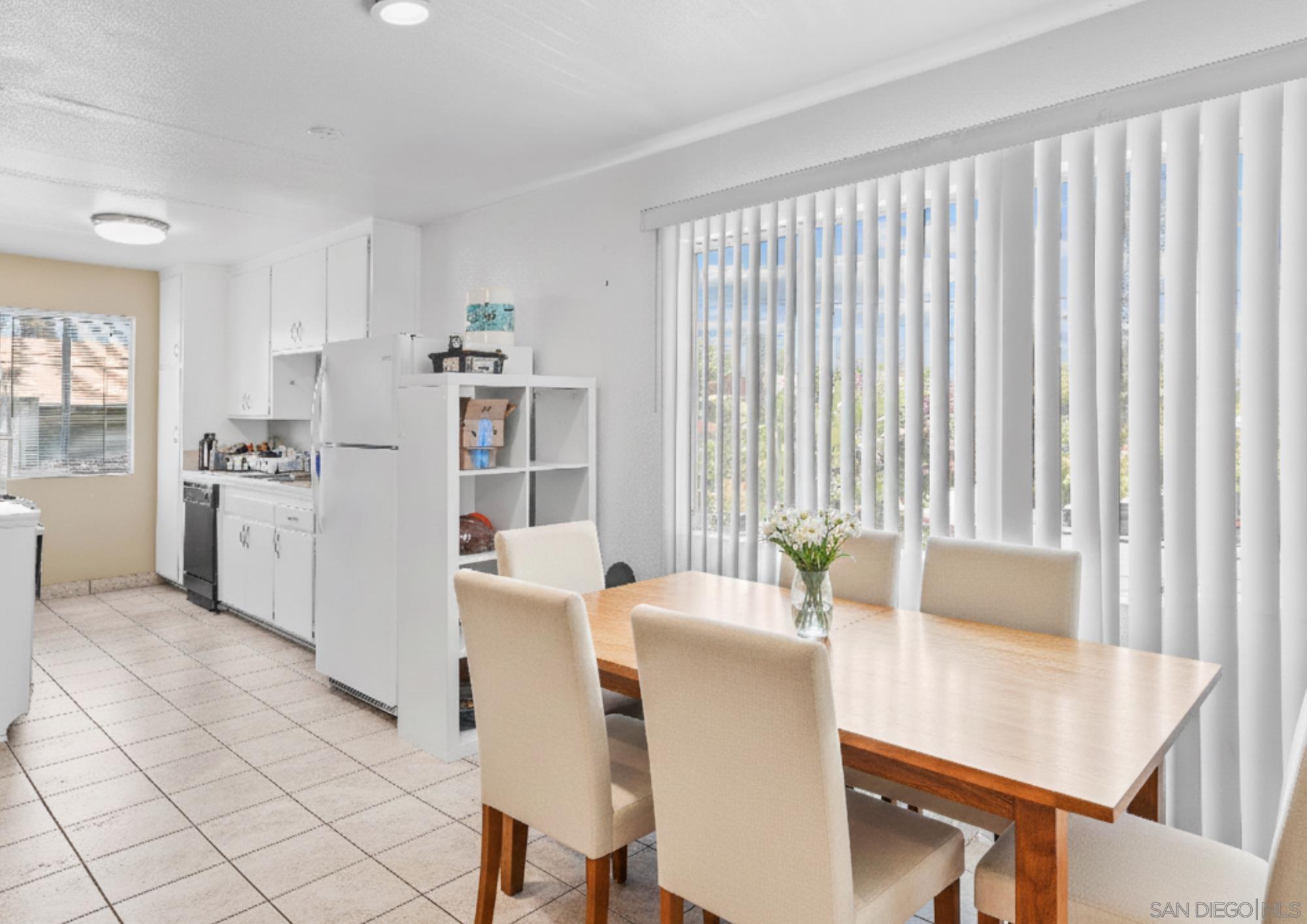 Detail Gallery Image 6 of 38 For 3964  Manzanita Dr, San Diego,  CA 92105 - – Beds | – Baths