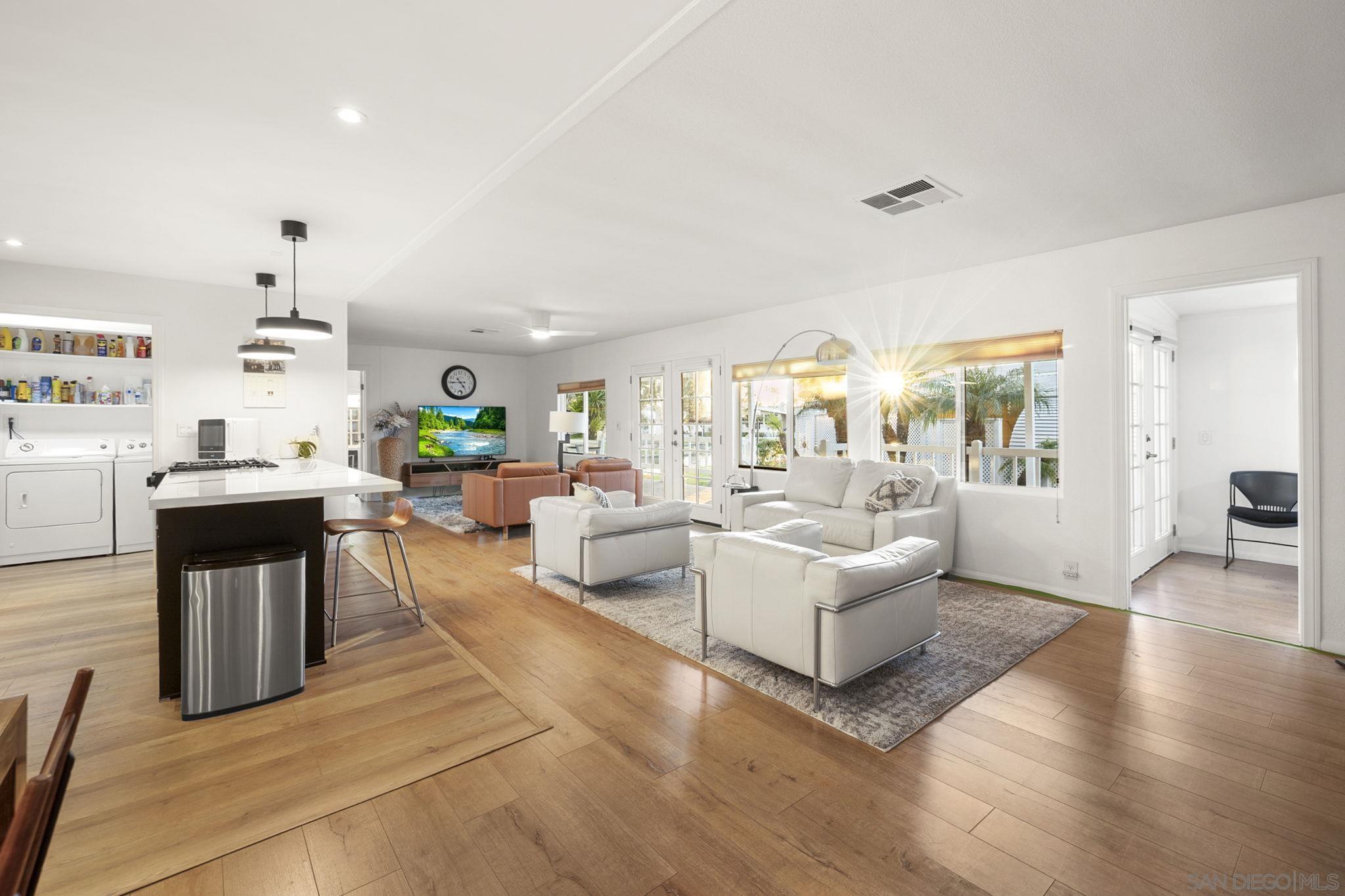 Detail Gallery Image 11 of 49 For 7023  San Carlos St  #75,  Carlsbad,  CA 92011 - 2 Beds | 2 Baths