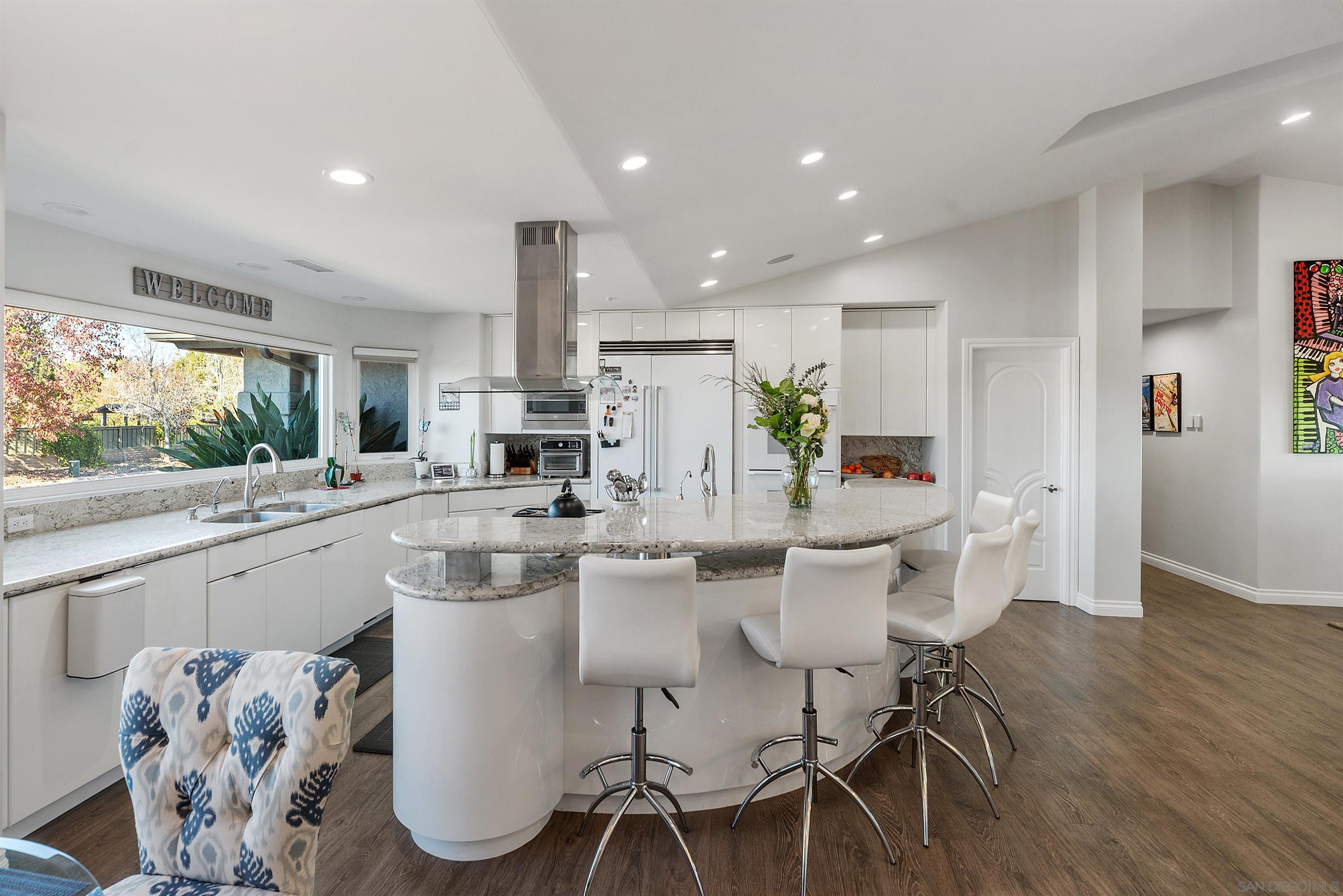 Detail Gallery Image 25 of 59 For 1427  Buckskin Dr, Escondido,  CA 92029 - 5 Beds | 2/1 Baths