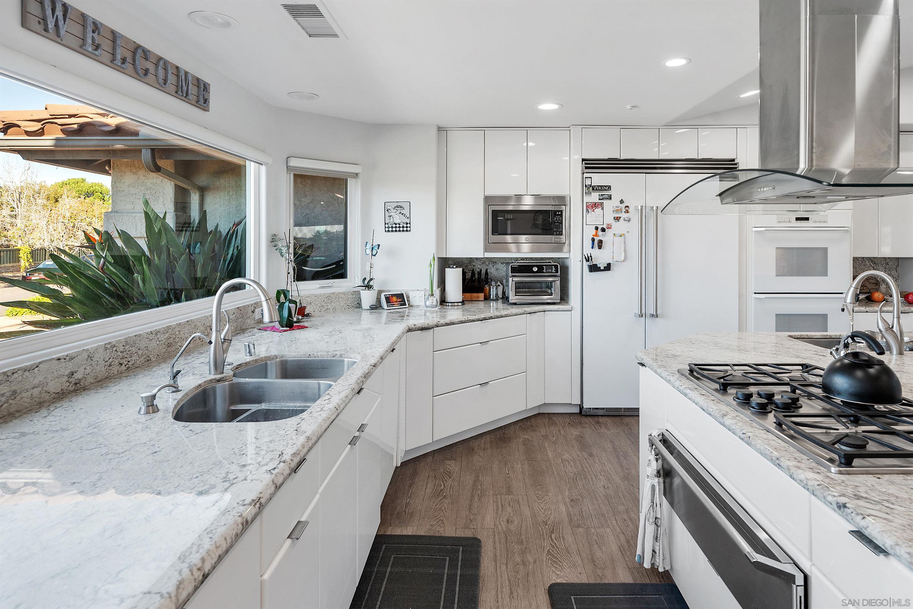 Detail Gallery Image 28 of 59 For 1427  Buckskin Dr, Escondido,  CA 92029 - 5 Beds | 2/1 Baths