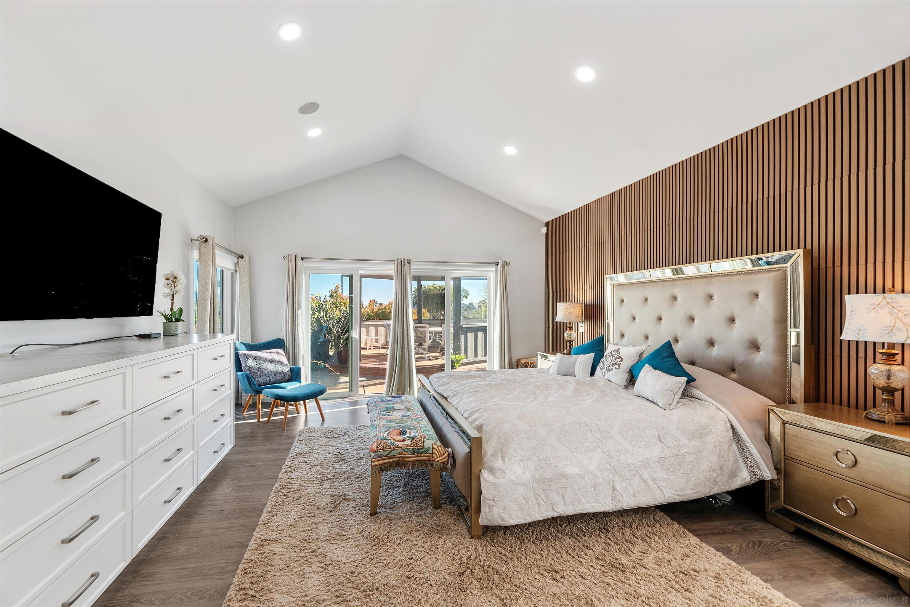 Detail Gallery Image 30 of 59 For 1427  Buckskin Dr, Escondido,  CA 92029 - 5 Beds | 2/1 Baths