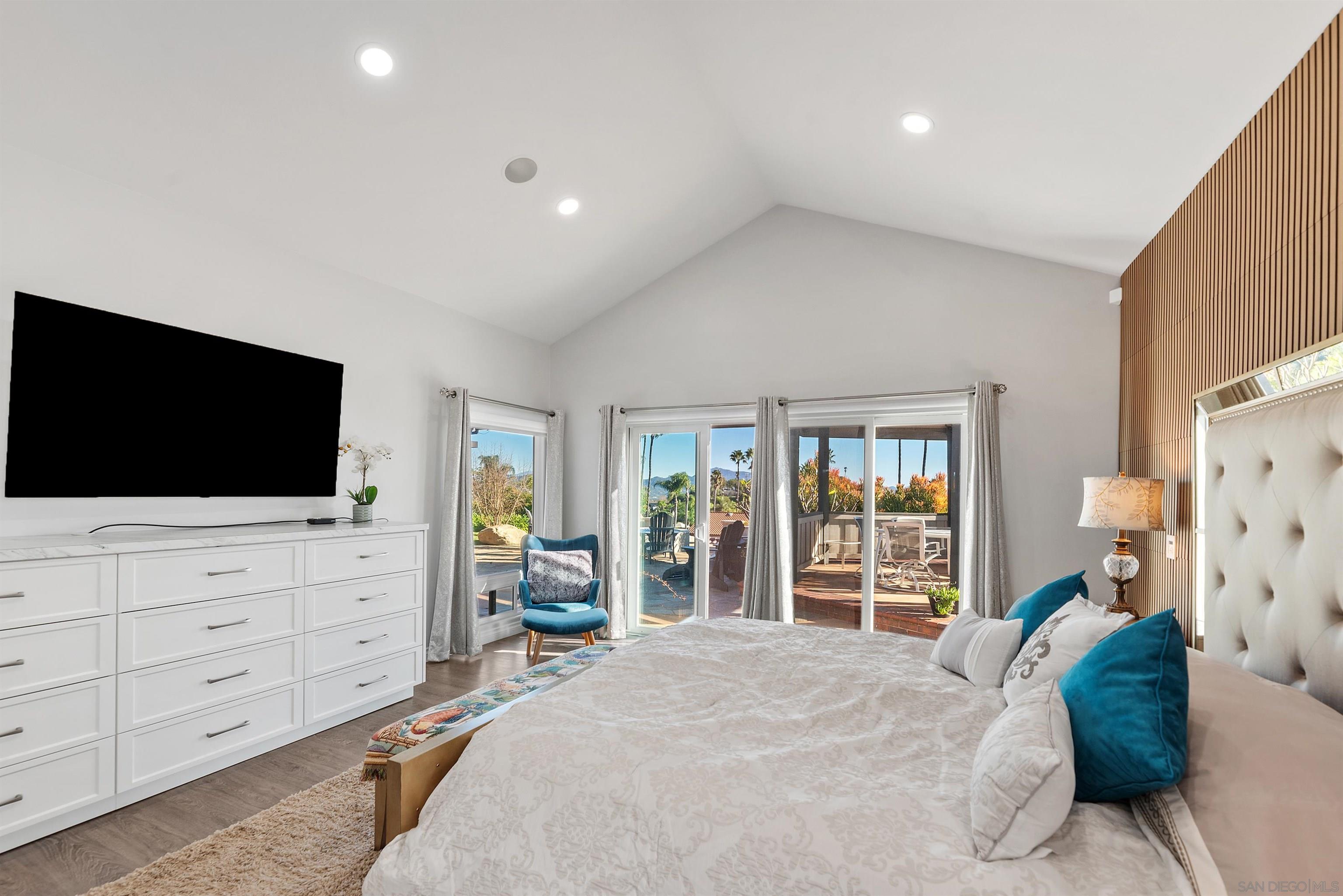 Detail Gallery Image 31 of 59 For 1427  Buckskin Dr, Escondido,  CA 92029 - 5 Beds | 2/1 Baths